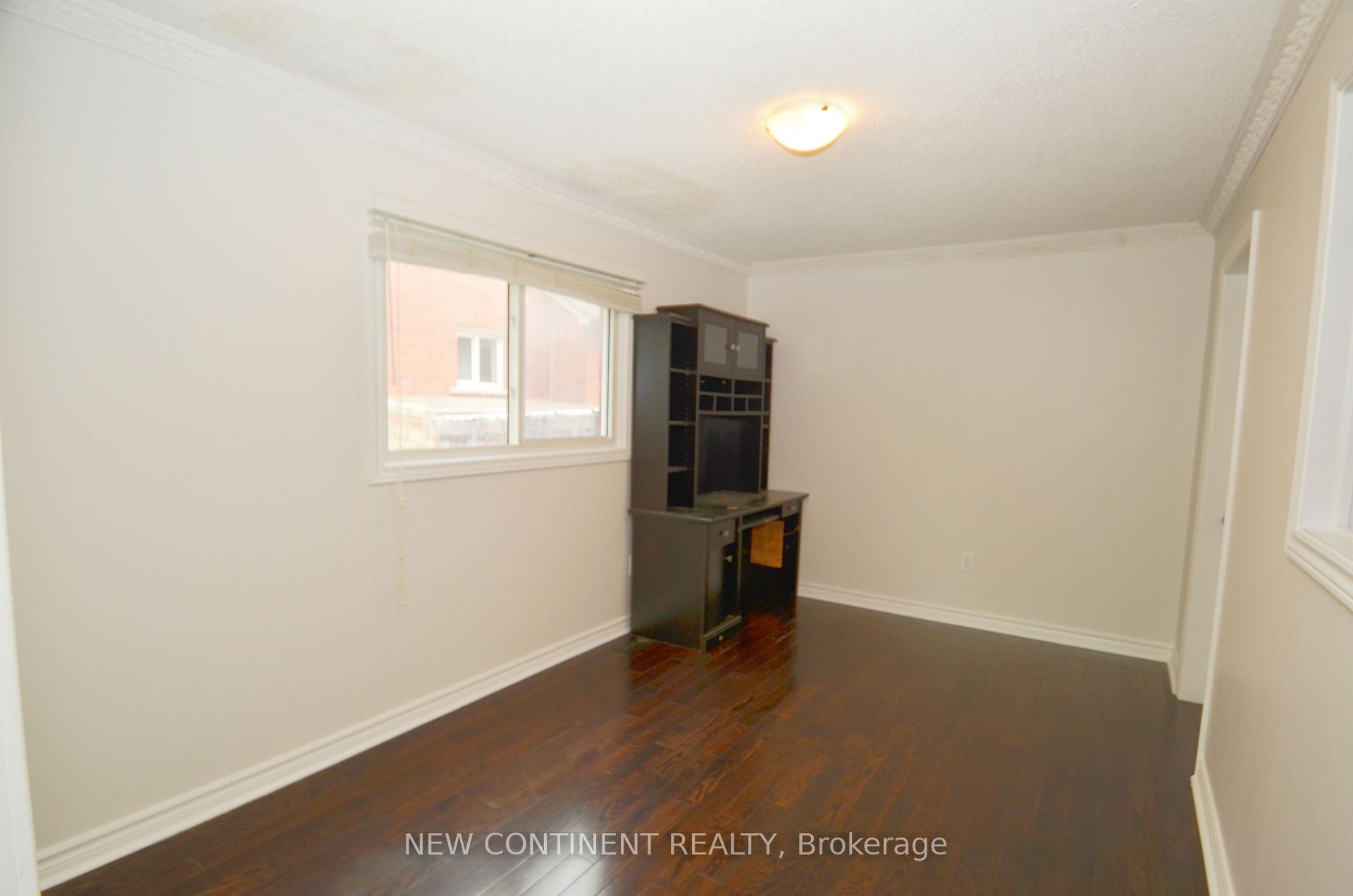 Photo 9 of Unit Main & 2nd, 67 Cornell Crescent, Markham, Milliken Mills East — HOMEH