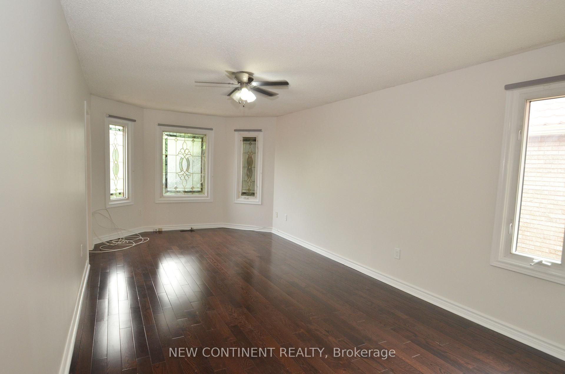 Photo 10 of Unit Main & 2nd, 67 Cornell Crescent, Markham, Milliken Mills East — HOMEH