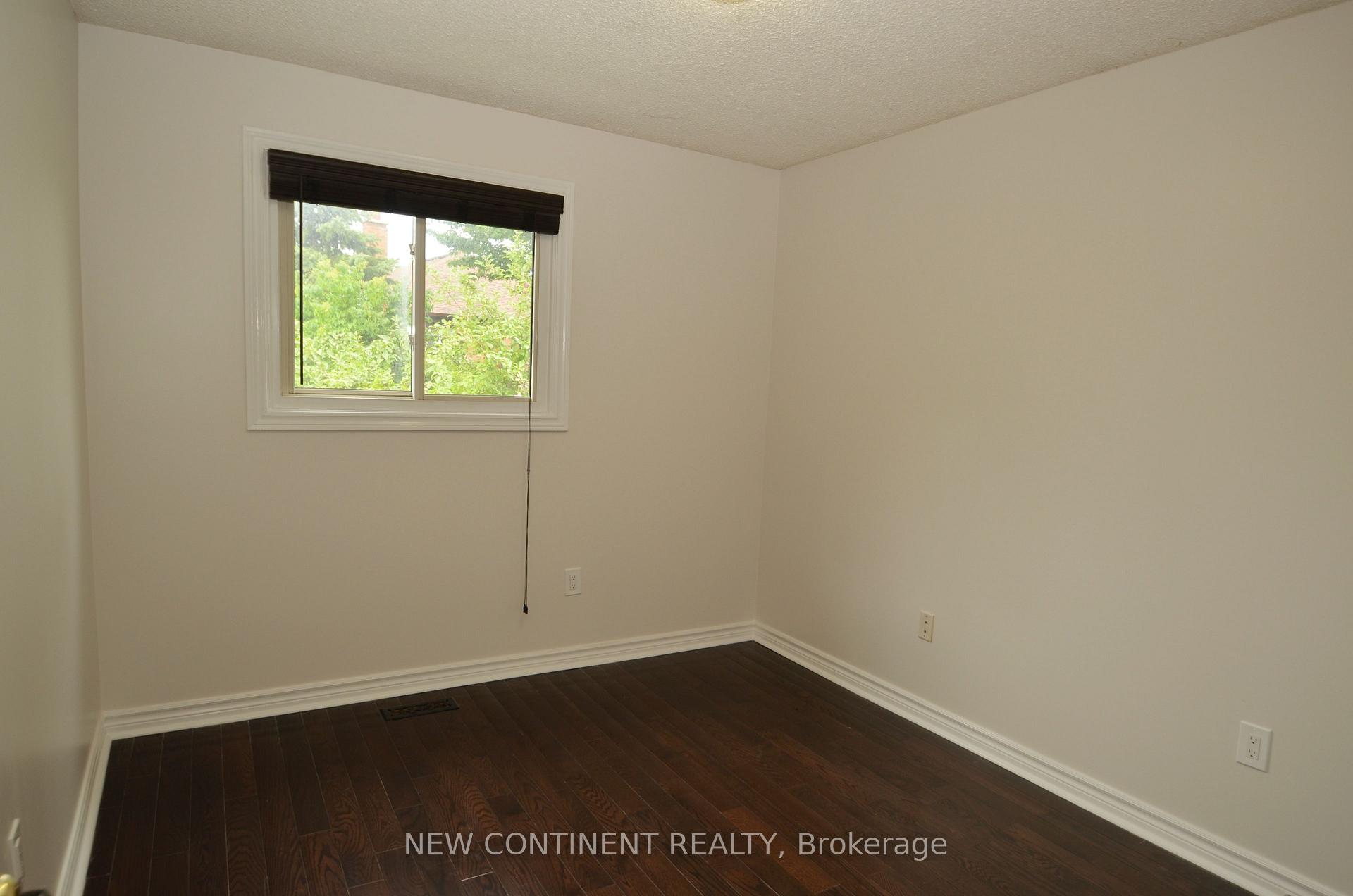 Photo 14 of Unit Main & 2nd, 67 Cornell Crescent, Markham, Milliken Mills East — HOMEH