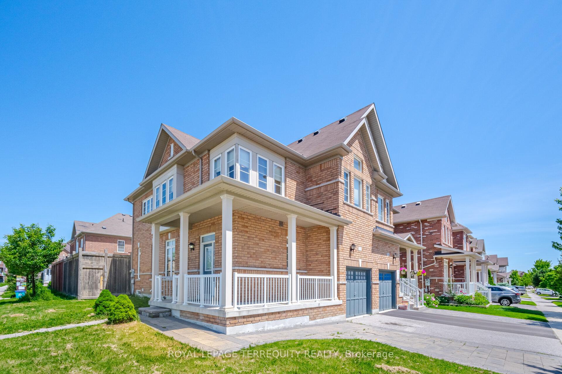 Photo 2 of 36 Chokecherry Crescent, Markham, Wismer — HOMEH