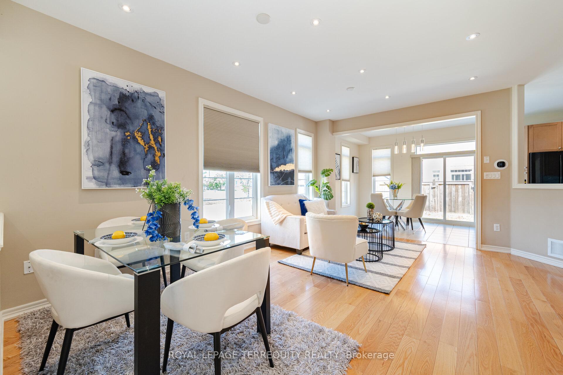 Photo 7 of 36 Chokecherry Crescent, Markham, Wismer — HOMEH