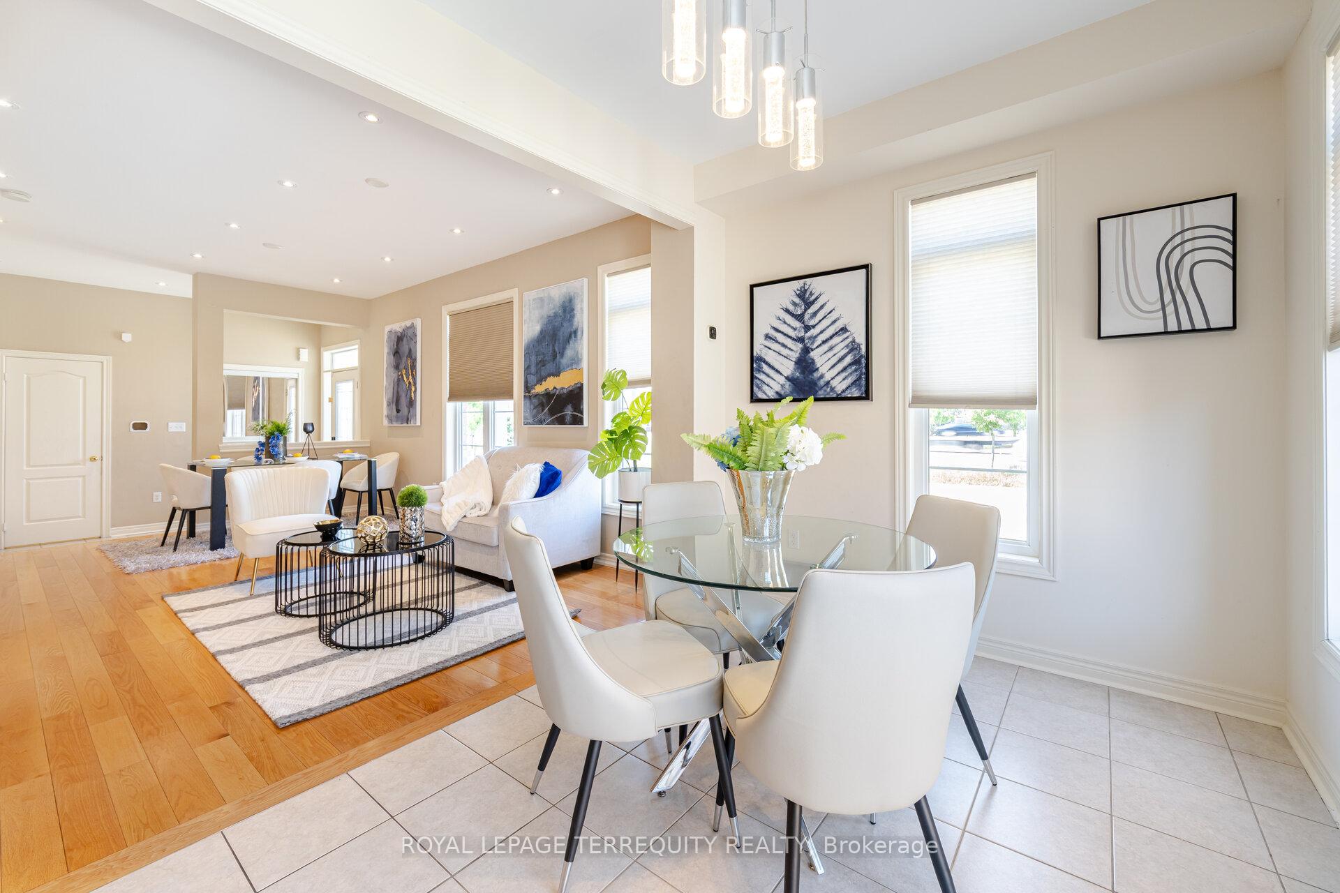Photo 12 of 36 Chokecherry Crescent, Markham, Wismer — HOMEH