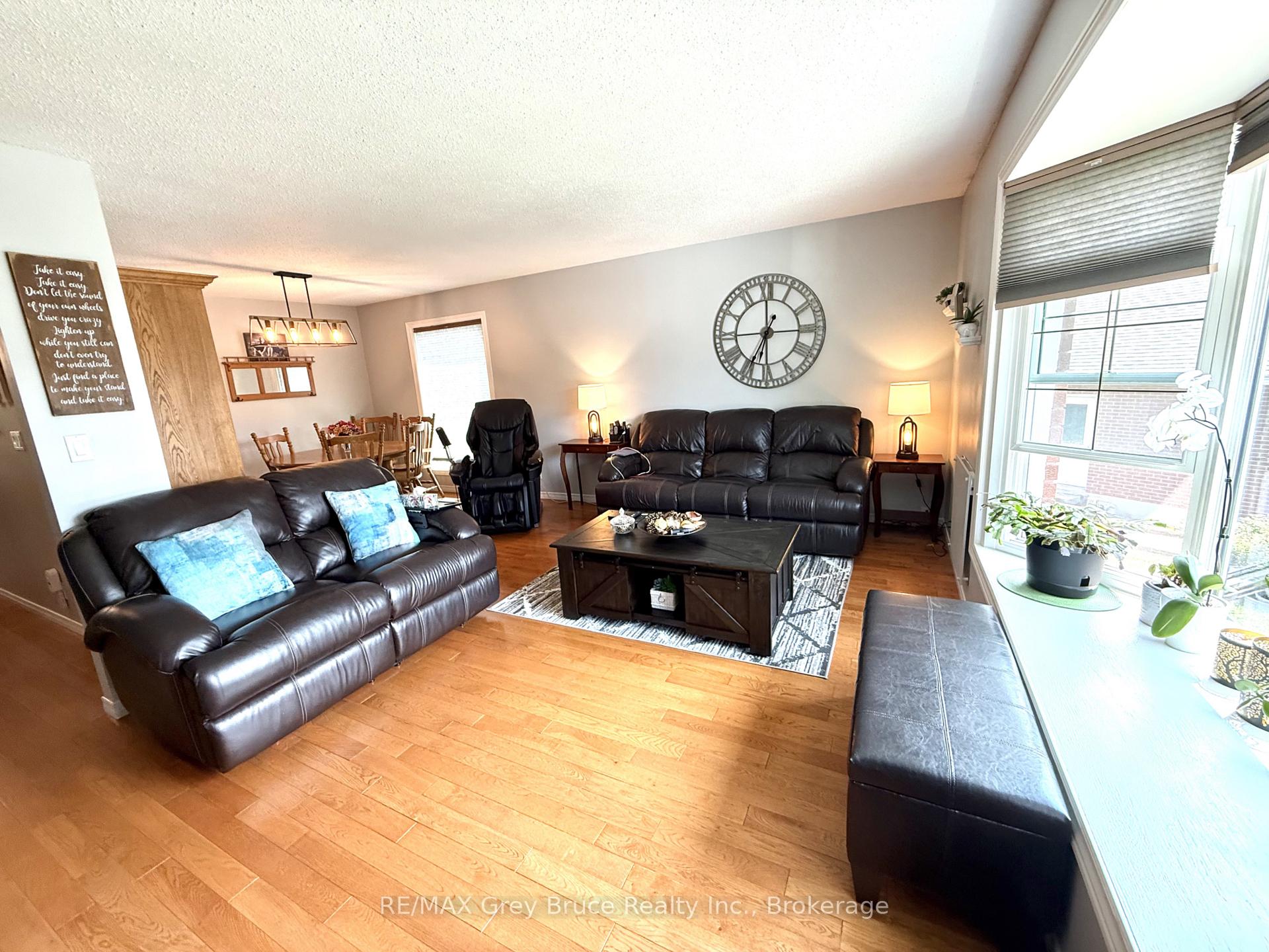 Photo 5 of 17 Armstrong Crescent, Grey Highlands — HOMEH