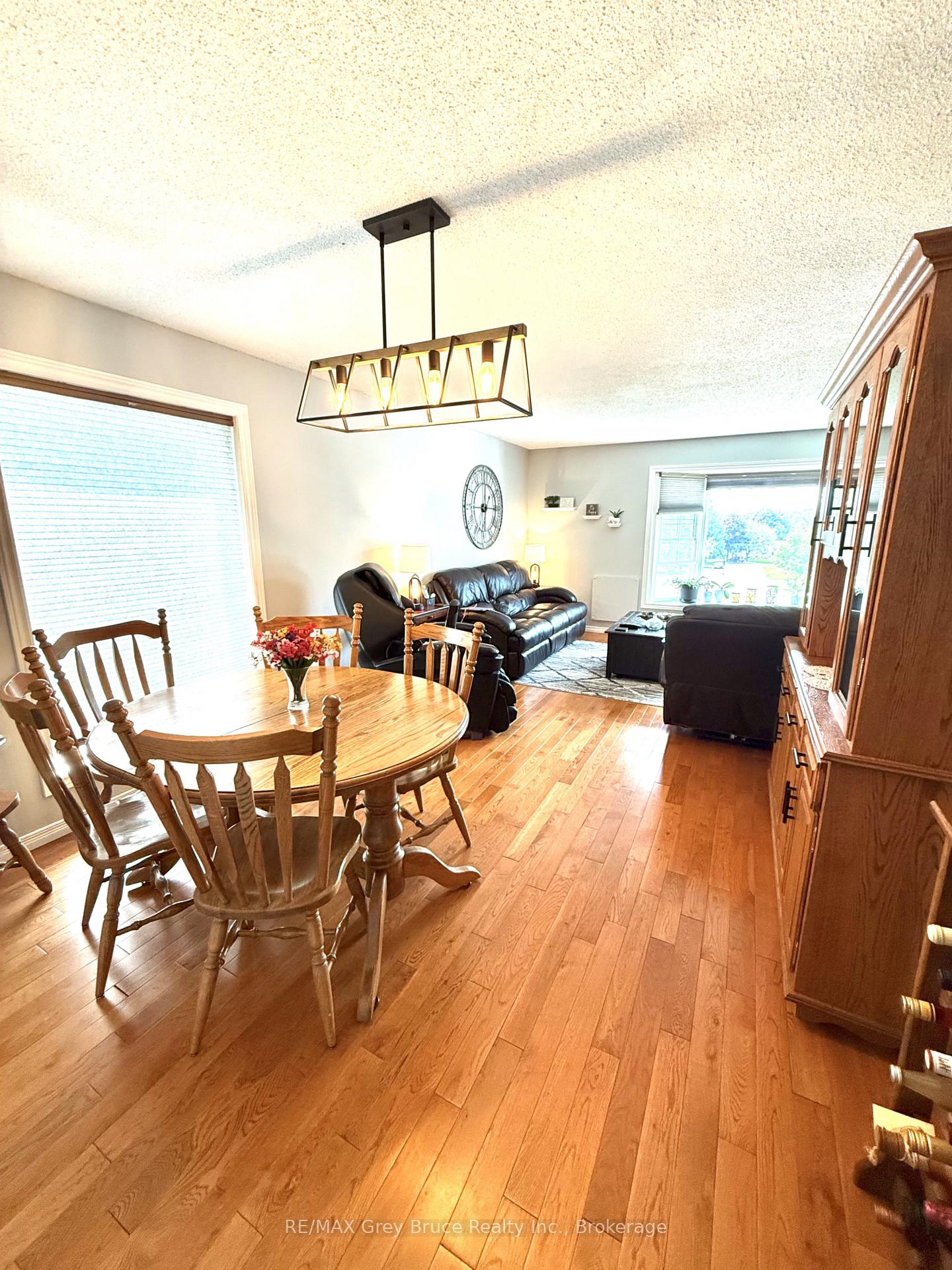 Photo 8 of 17 Armstrong Crescent, Grey Highlands — HOMEH