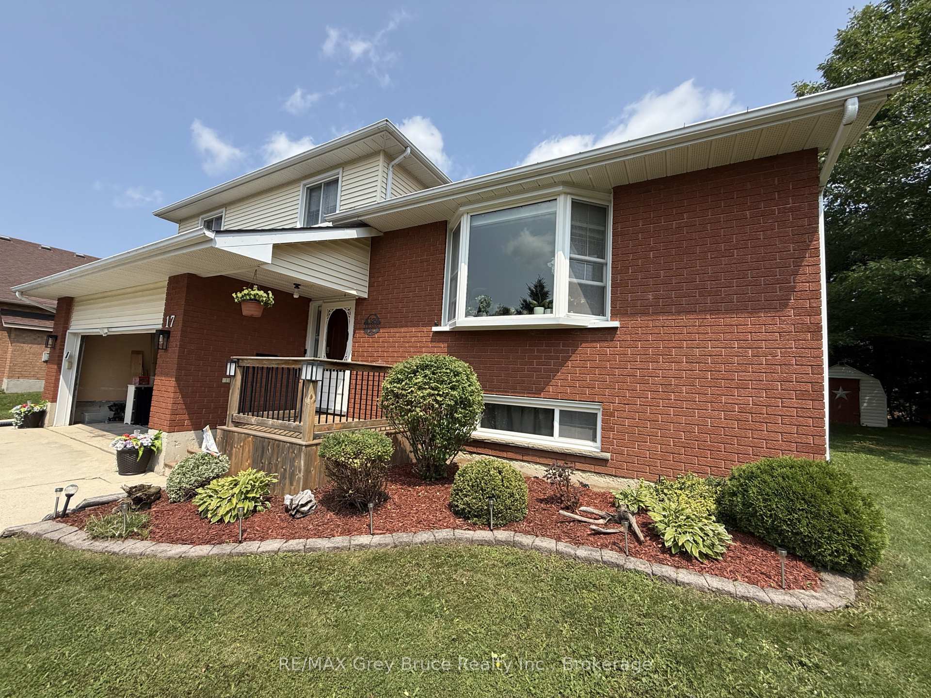 Photo 34 of 17 Armstrong Crescent, Grey Highlands — HOMEH
