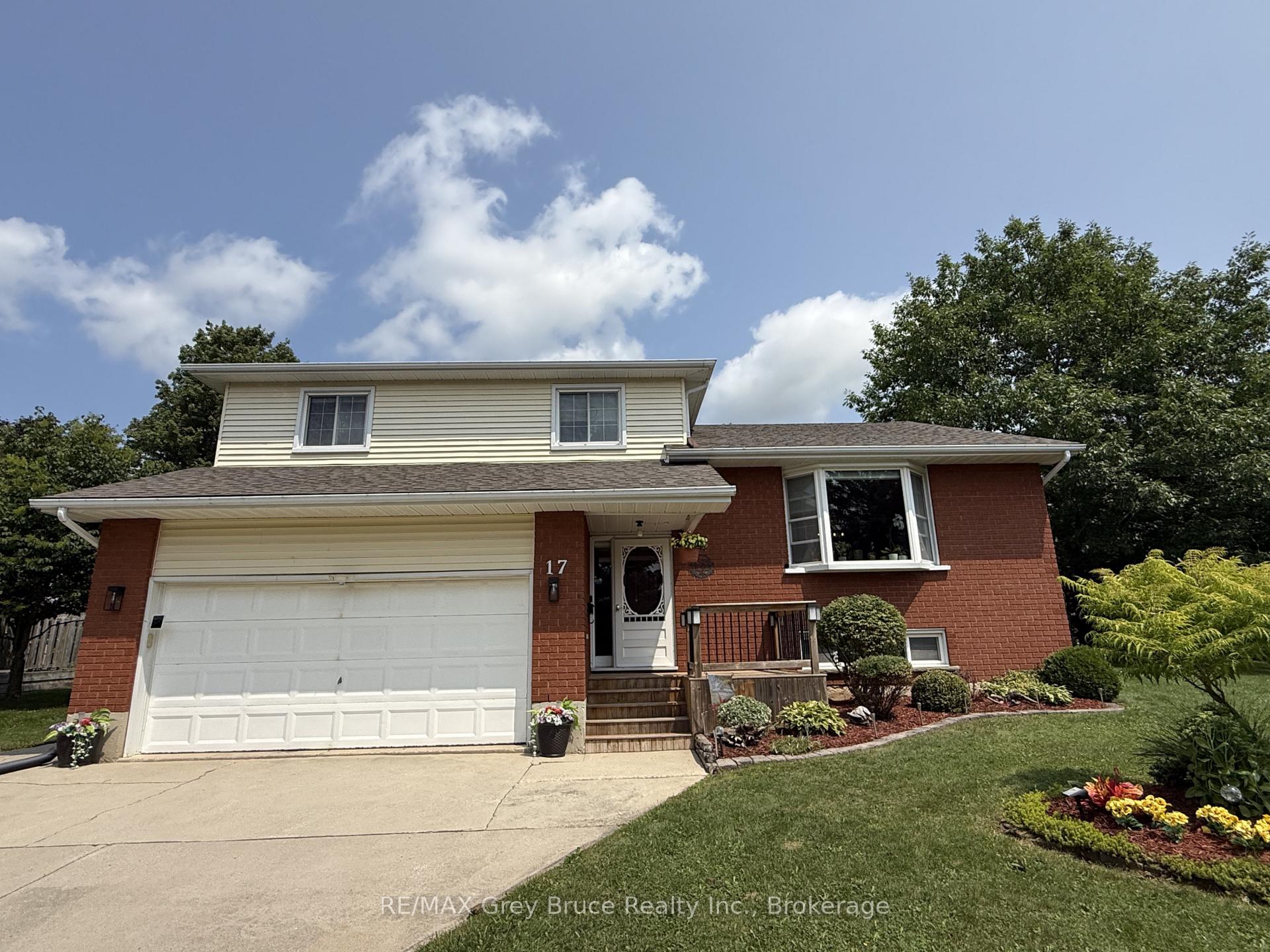Photo 37 of 17 Armstrong Crescent, Grey Highlands — HOMEH