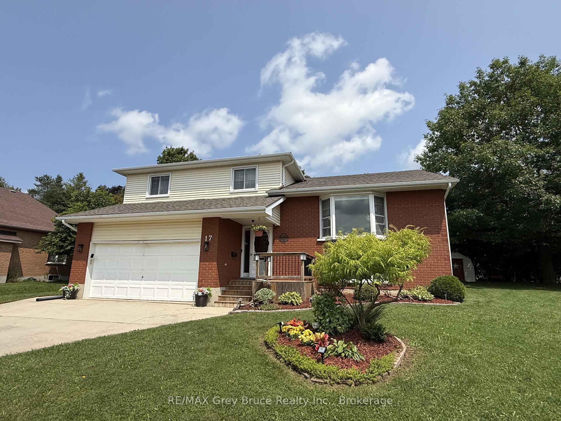 Photo 38 of 17 Armstrong Crescent, Grey Highlands — HOMEH