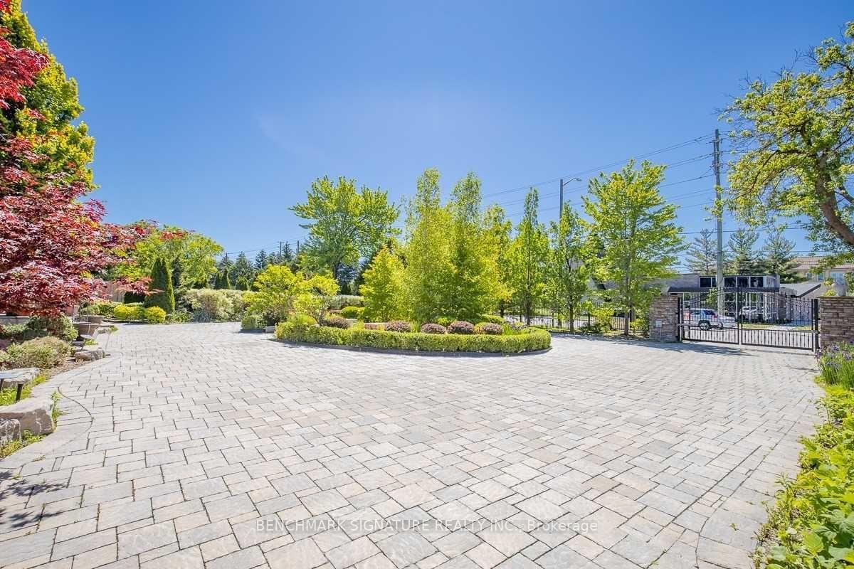 Photo 5 of 4572 14th Avenue, Markham, Milliken Mills East — HOMEH