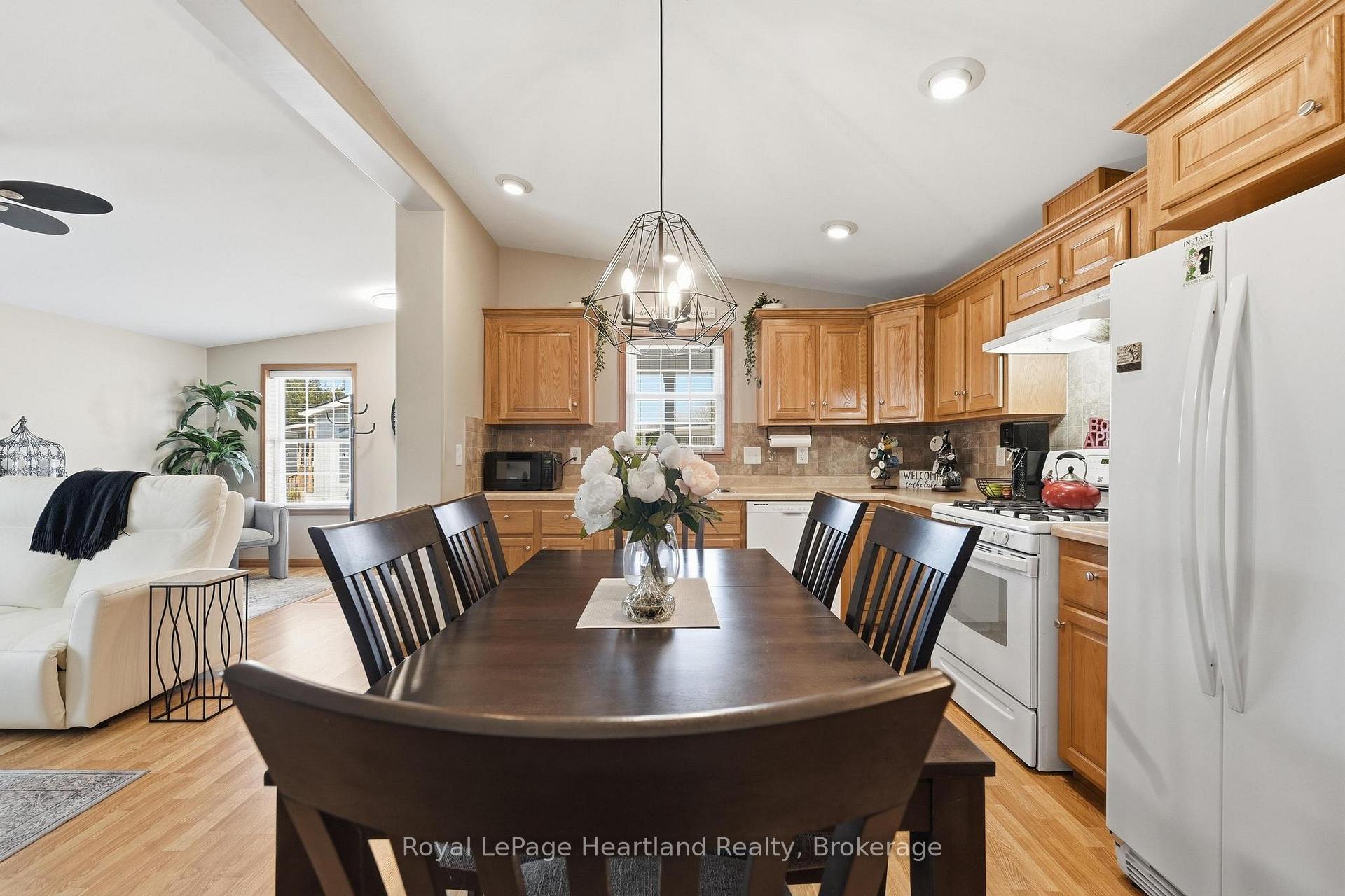 Photo 15 of 12 Cherokee Lane, Ashfield-Colborne-Wawanosh, Colborne — HOMEH