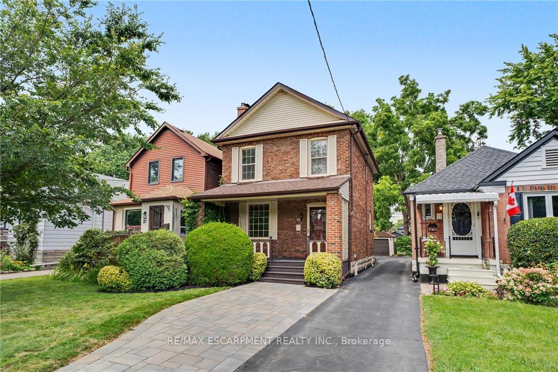 Photo 2 of 18 Elma Street, Etobicoke, Mimico — HOMEH