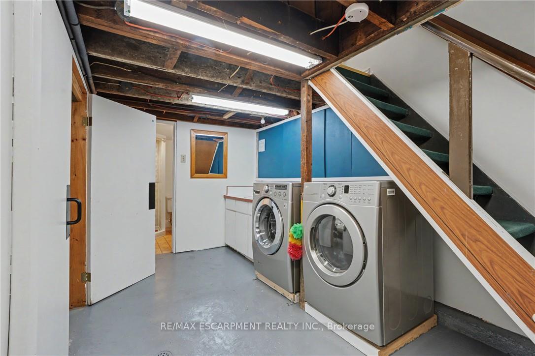 Photo 25 of 18 Elma Street, Etobicoke, Mimico — HOMEH
