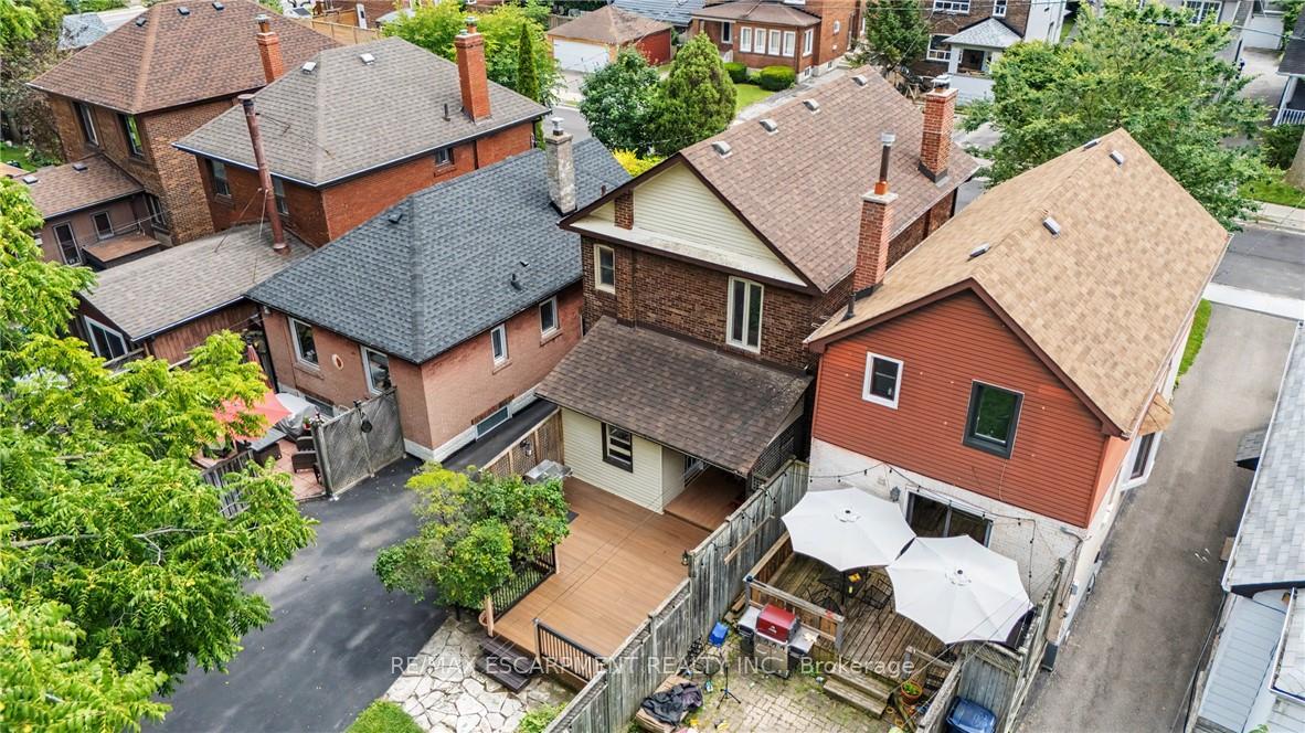 Photo 38 of 18 Elma Street, Etobicoke, Mimico — HOMEH