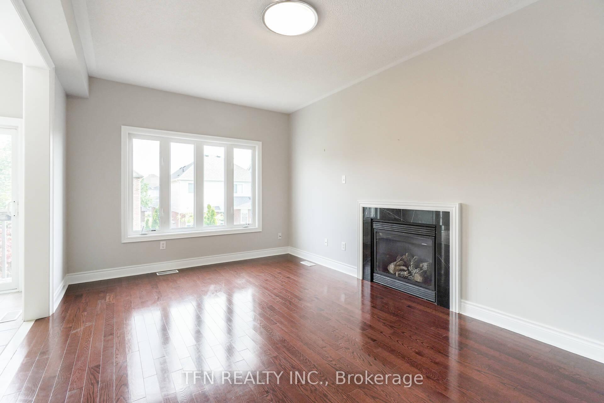 Photo 12 of Unit Upper, 1648 Pennel Drive, Oshawa, Taunton — HOMEH