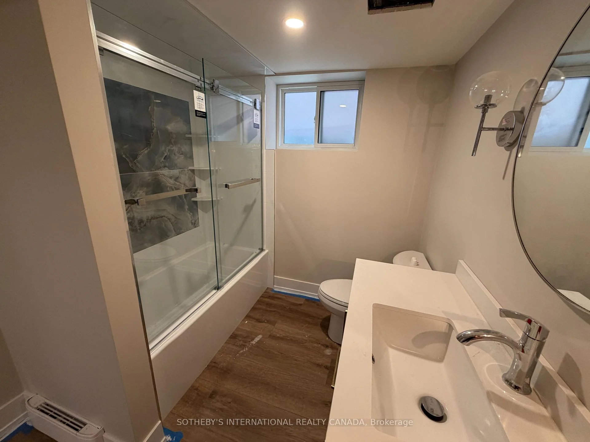 Photo 13 of Unit Lower, 458A Oriole Parkway, Toronto, Yonge-Eglinton — HOMEH