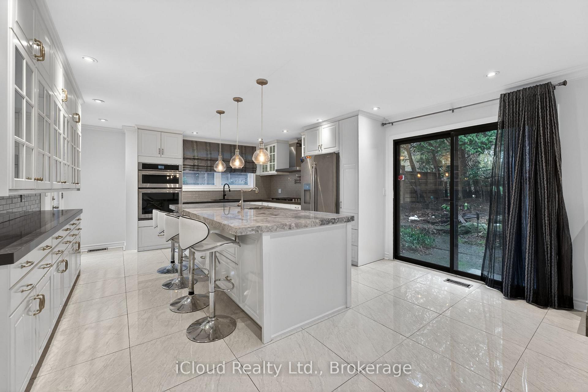 Photo 2 of 52 Montressor Drive, North York, St. Andrew-Windfields — HOMEH