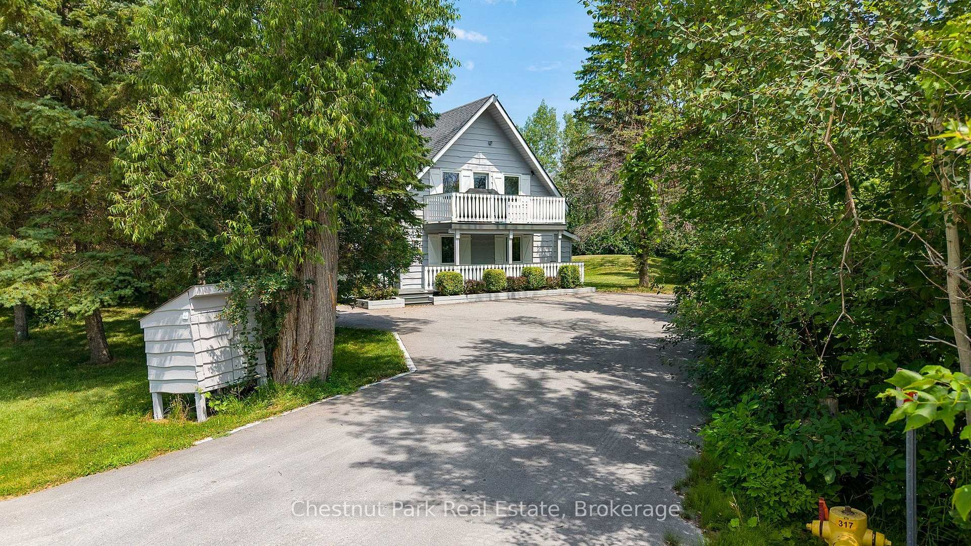 Photo of 131 Martin Grove