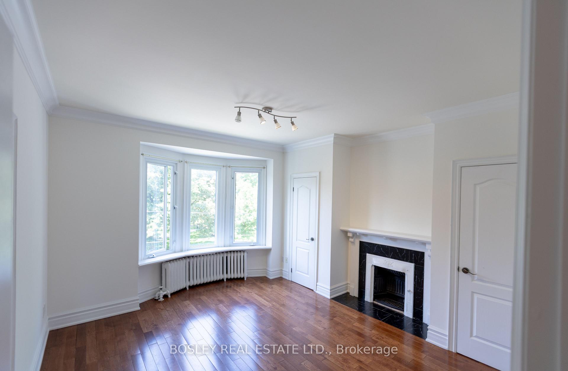 Photo 3 of Unit 2nd & 3rd, 411 Shaw Street, Toronto, Trinity-Bellwoods — HOMEH
