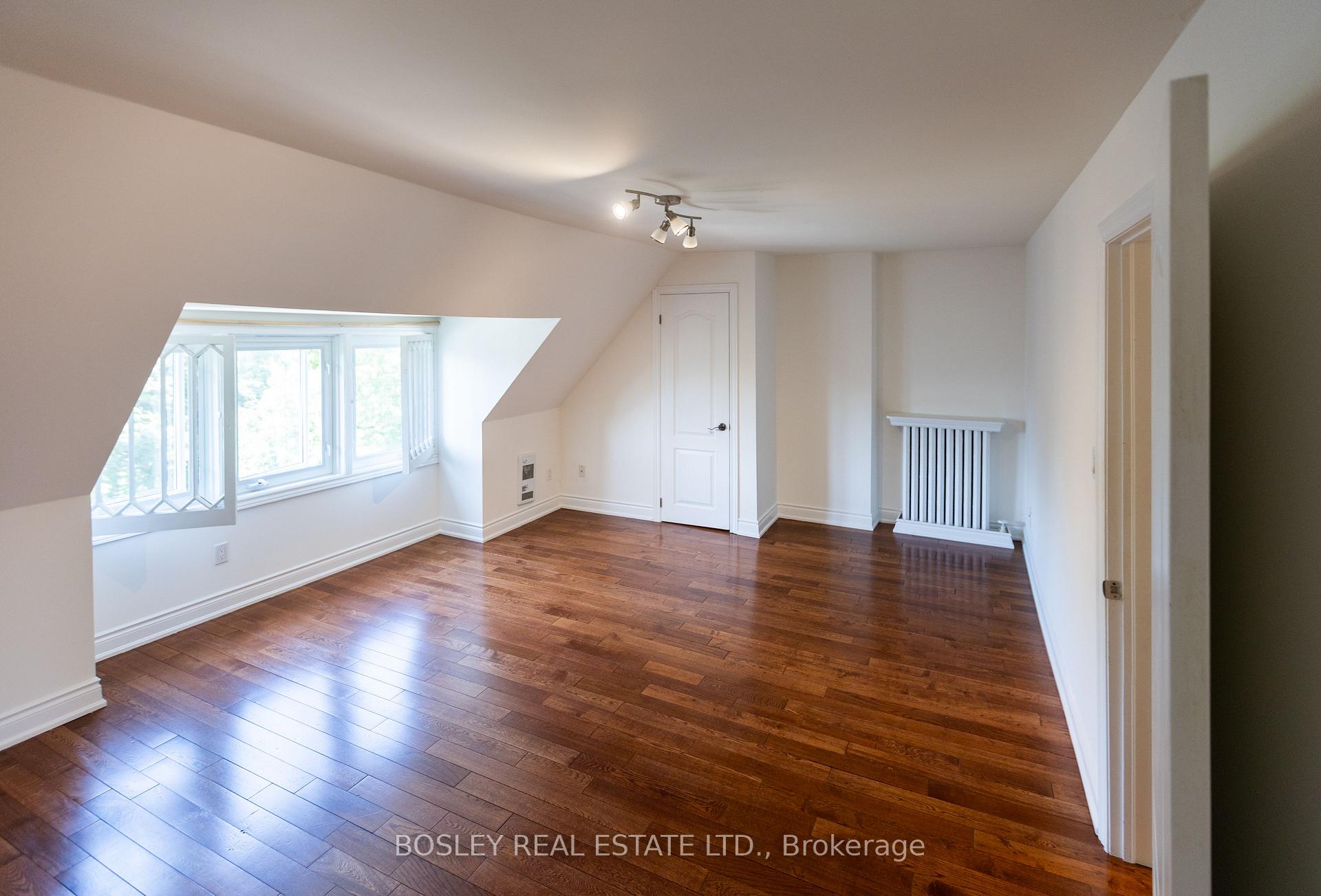 Photo 19 of Unit 2nd & 3rd, 411 Shaw Street, Toronto, Trinity-Bellwoods — HOMEH