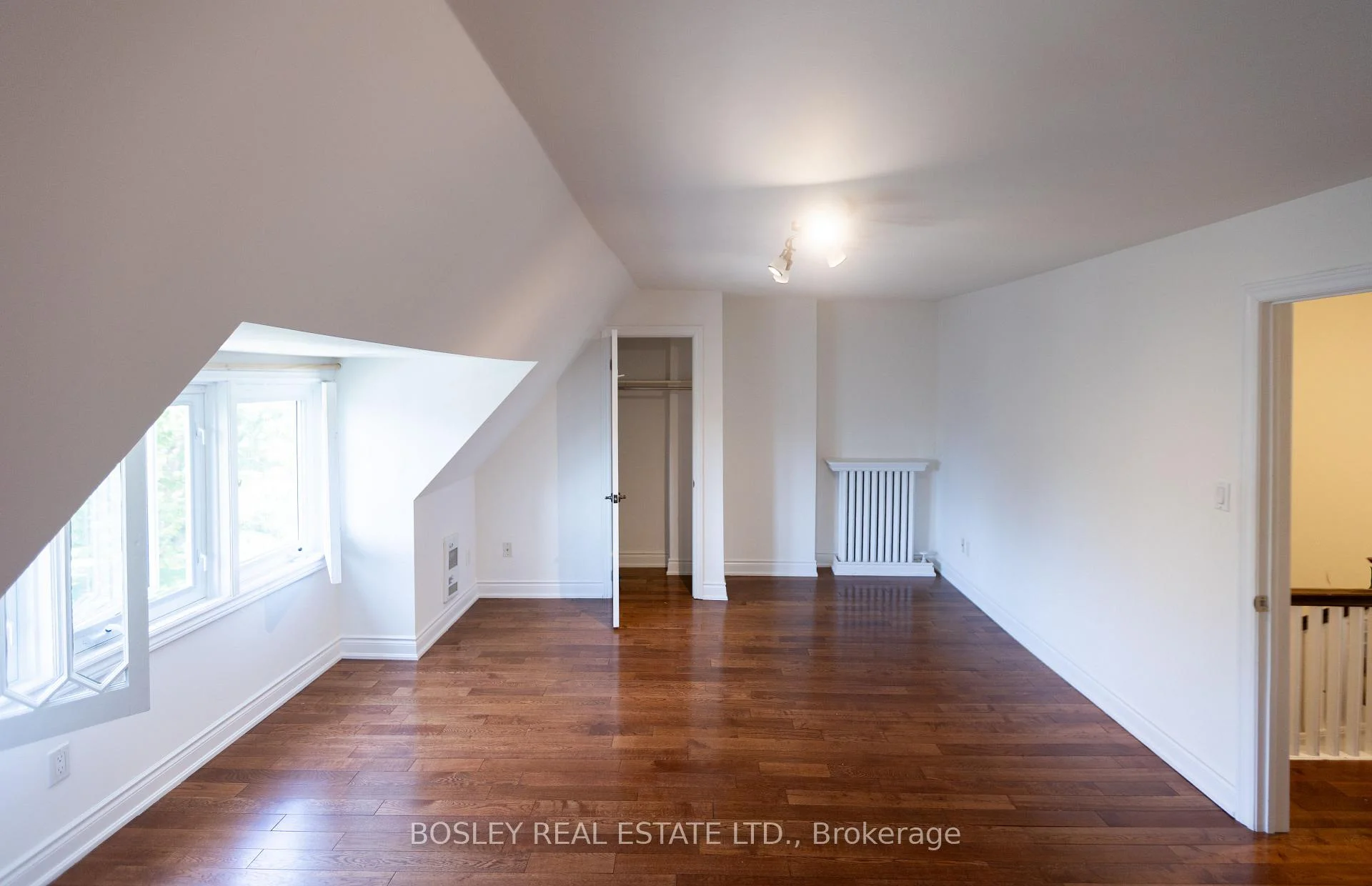 Photo 20 of Unit 2nd & 3rd, 411 Shaw Street, Toronto, Trinity-Bellwoods — HOMEH