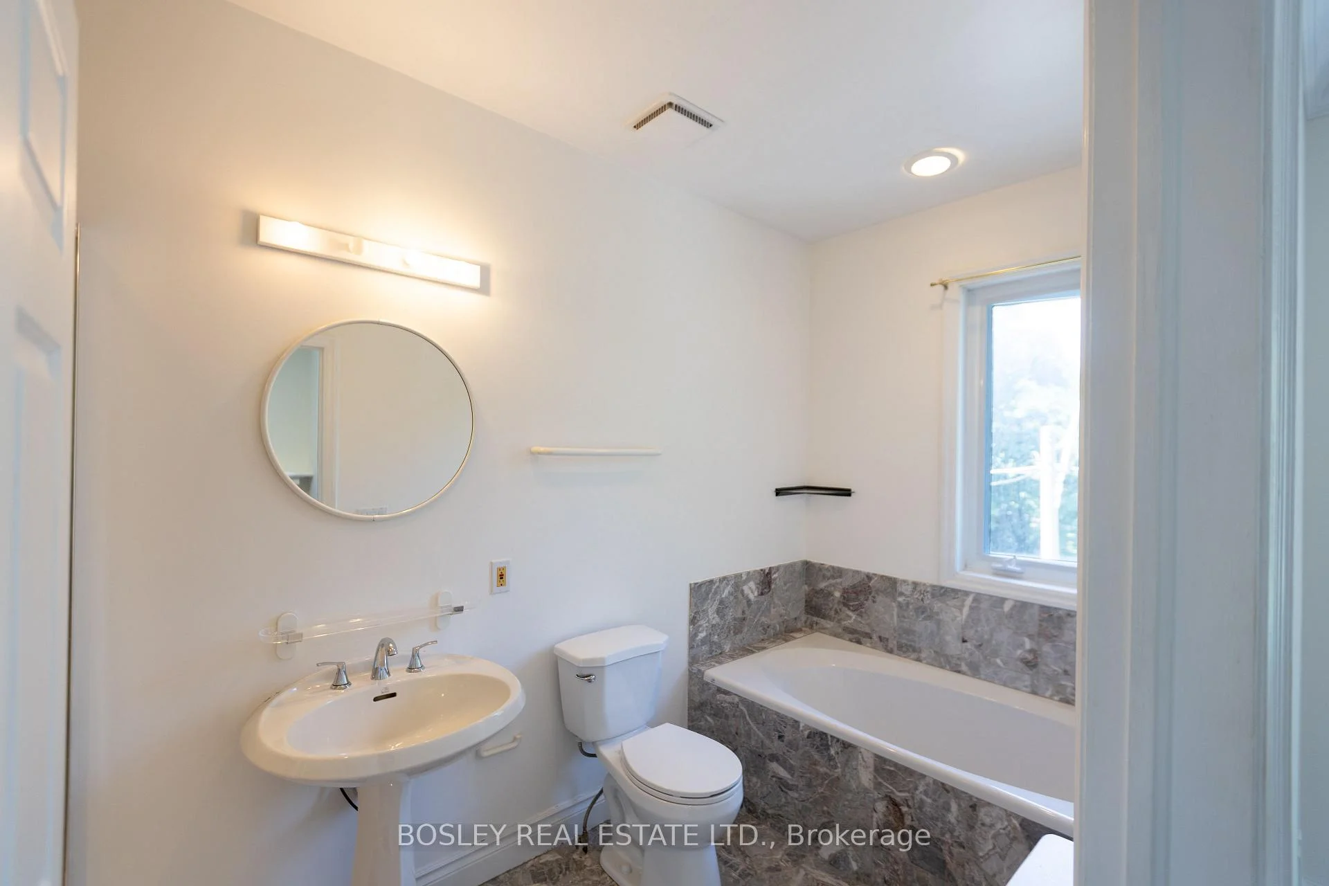 Photo 28 of Unit 2nd & 3rd, 411 Shaw Street, Toronto, Trinity-Bellwoods — HOMEH