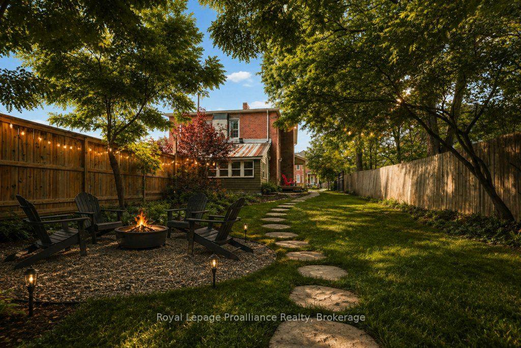 Photo 6 of 275 Charles Street, Belleville, Belleville Ward — HOMEH
