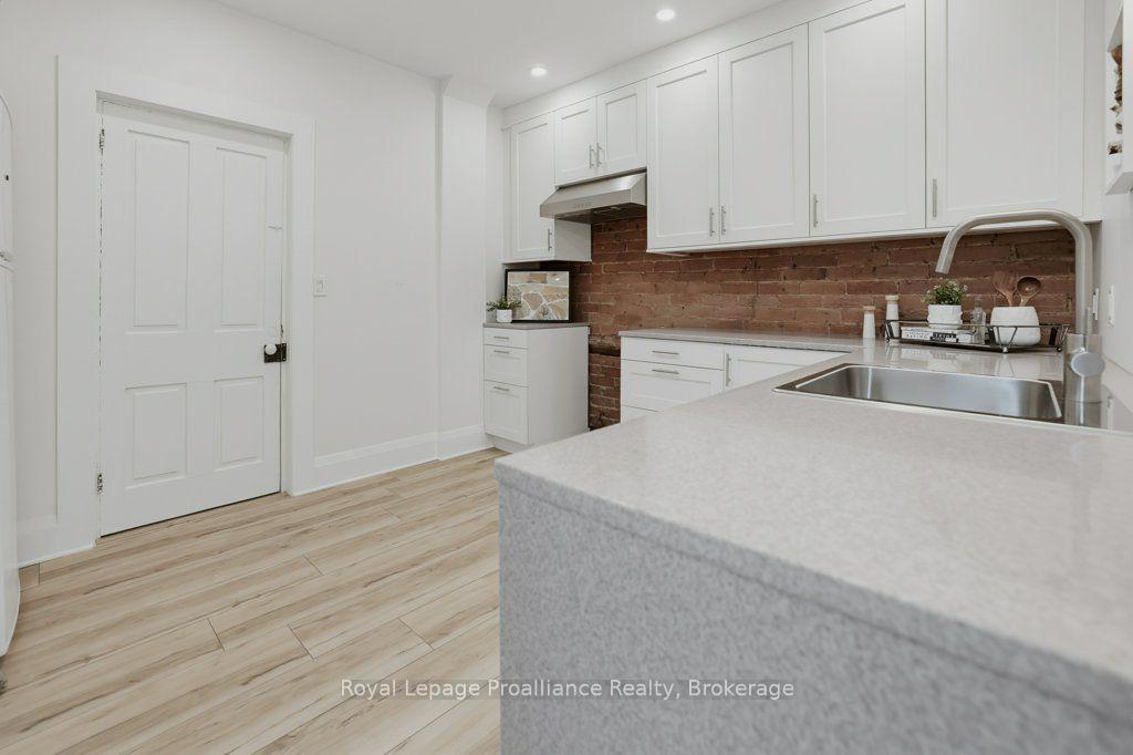 Photo 19 of 275 Charles Street, Belleville, Belleville Ward — HOMEH