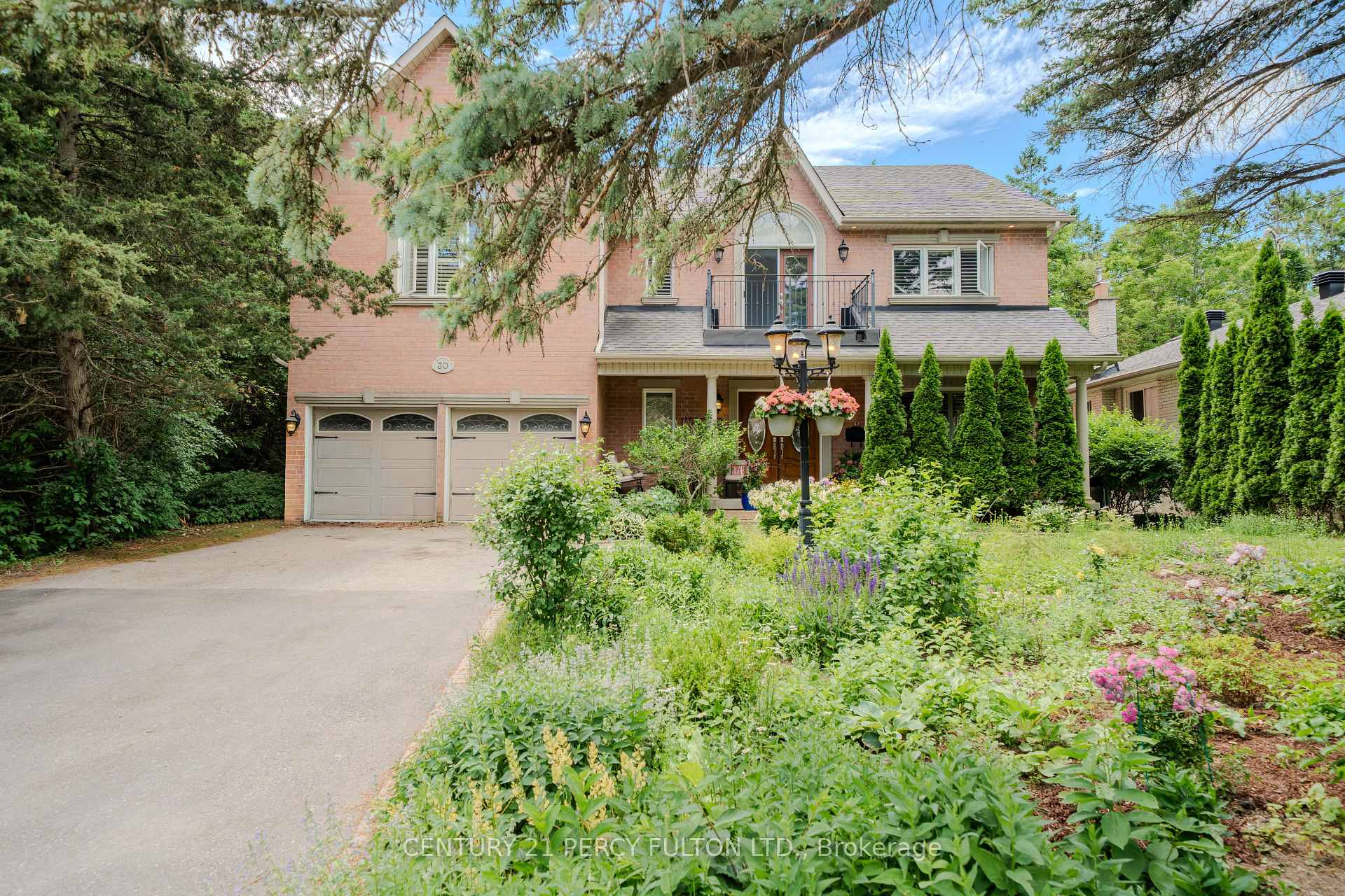 Photo of 30 Willowgate Drive