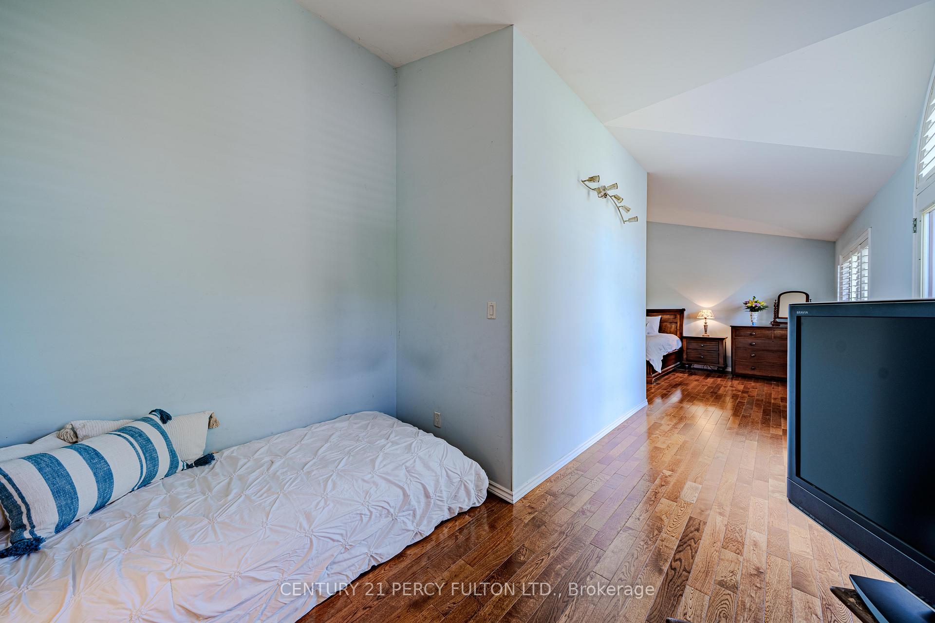 Photo 22 of 30 Willowgate Drive, Markham, Bullock — HOMEH