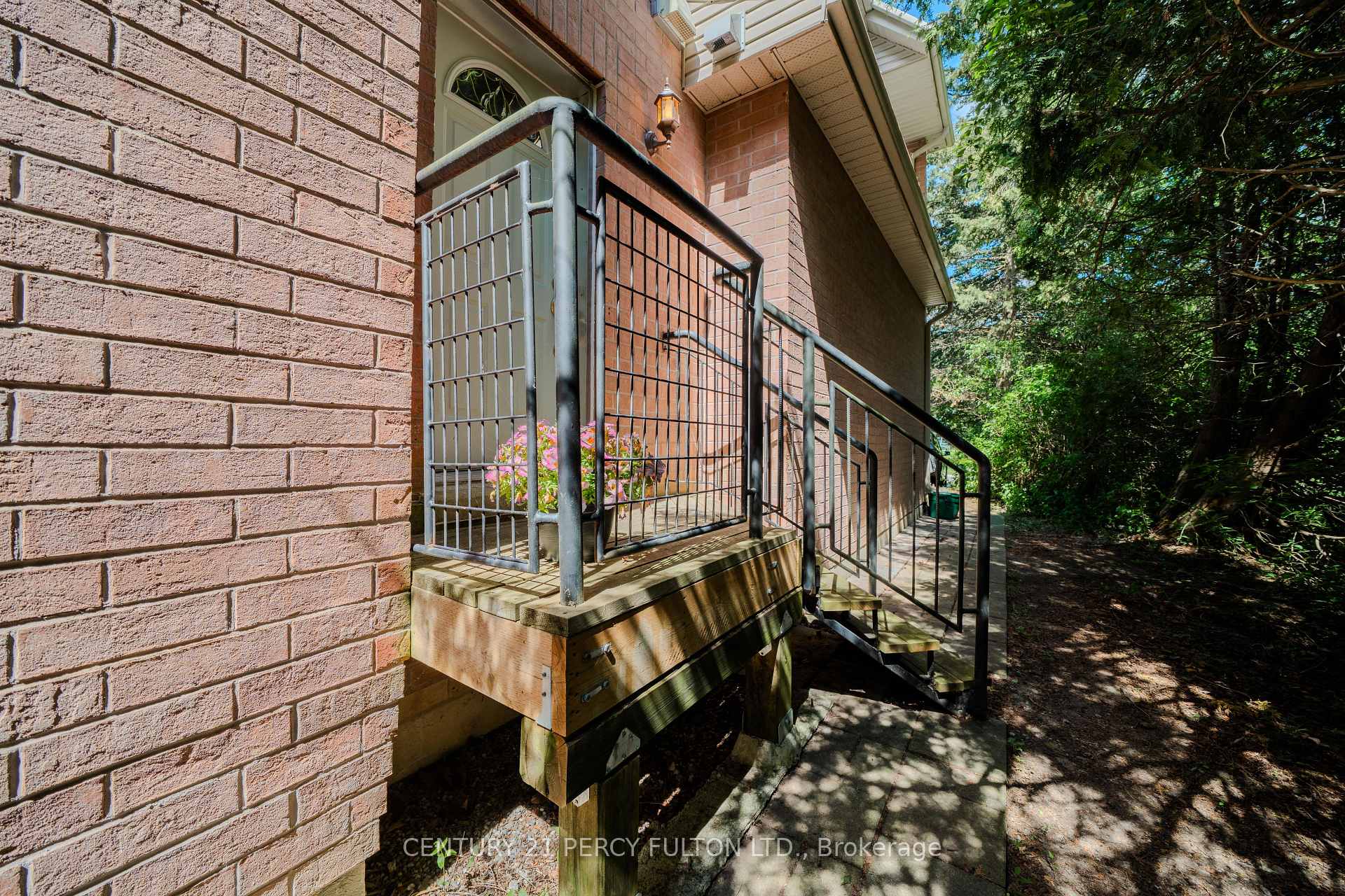 Photo 43 of 30 Willowgate Drive, Markham, Bullock — HOMEH
