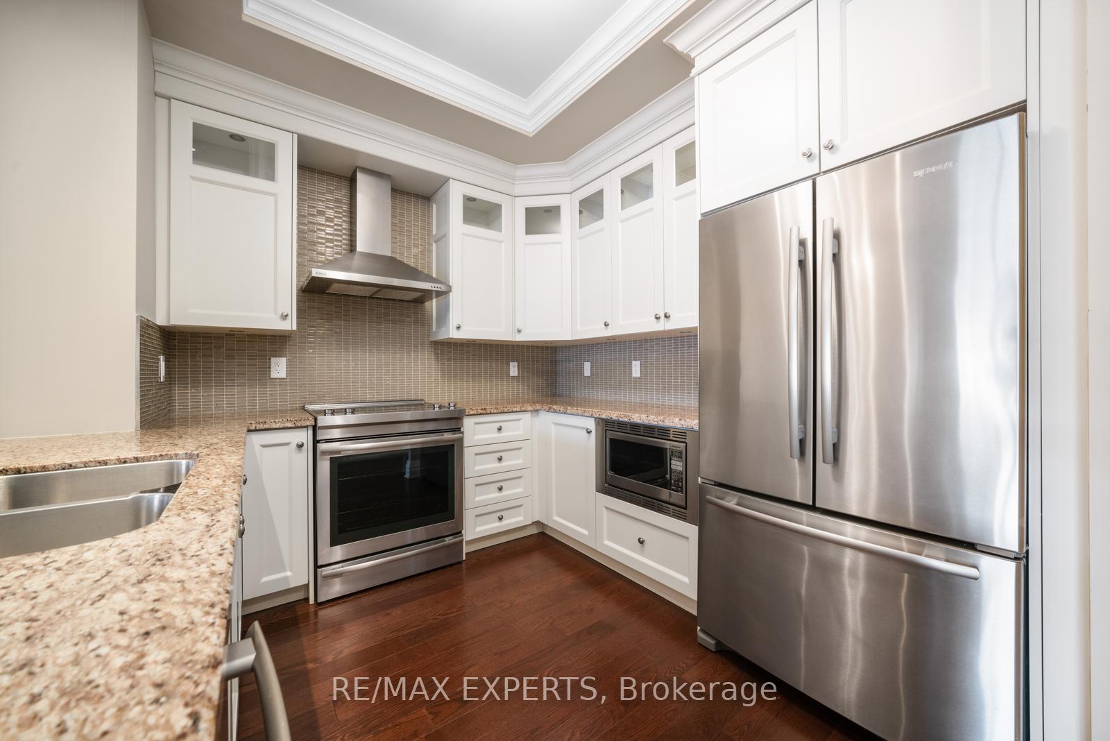 Photo 6 of Unit 317, 9909 Pine Valley Drive, Vaughan, Vellore Village — HOMEH
