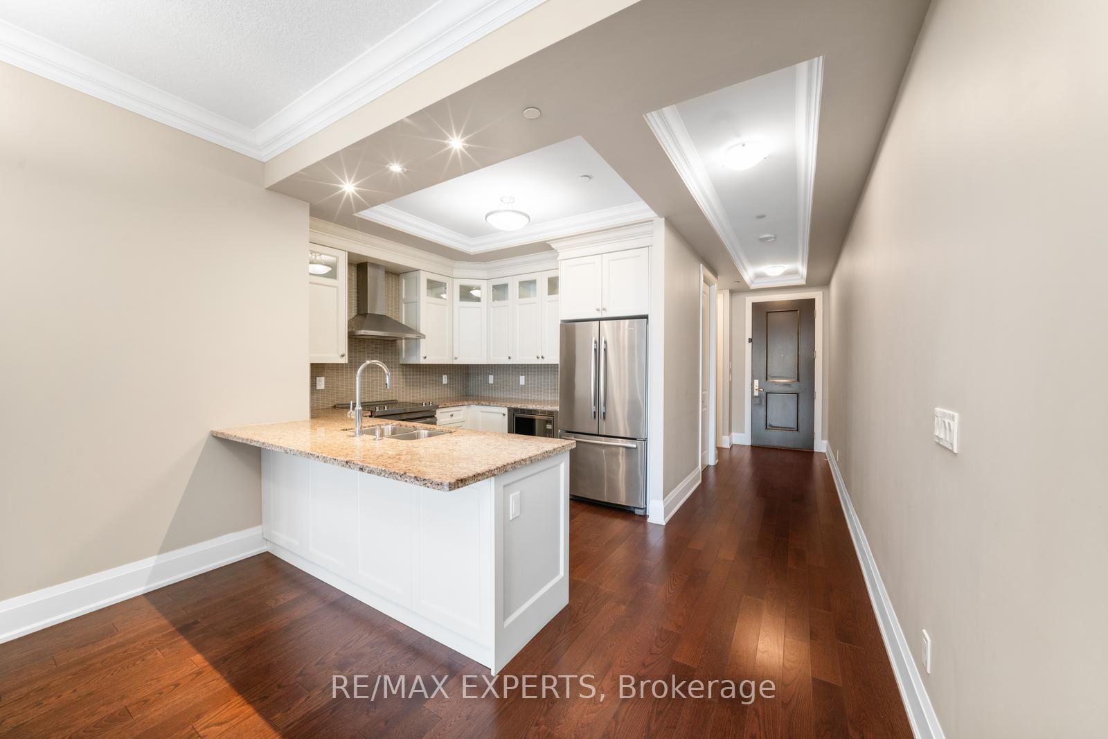 Photo 7 of Unit 317, 9909 Pine Valley Drive, Vaughan, Vellore Village — HOMEH