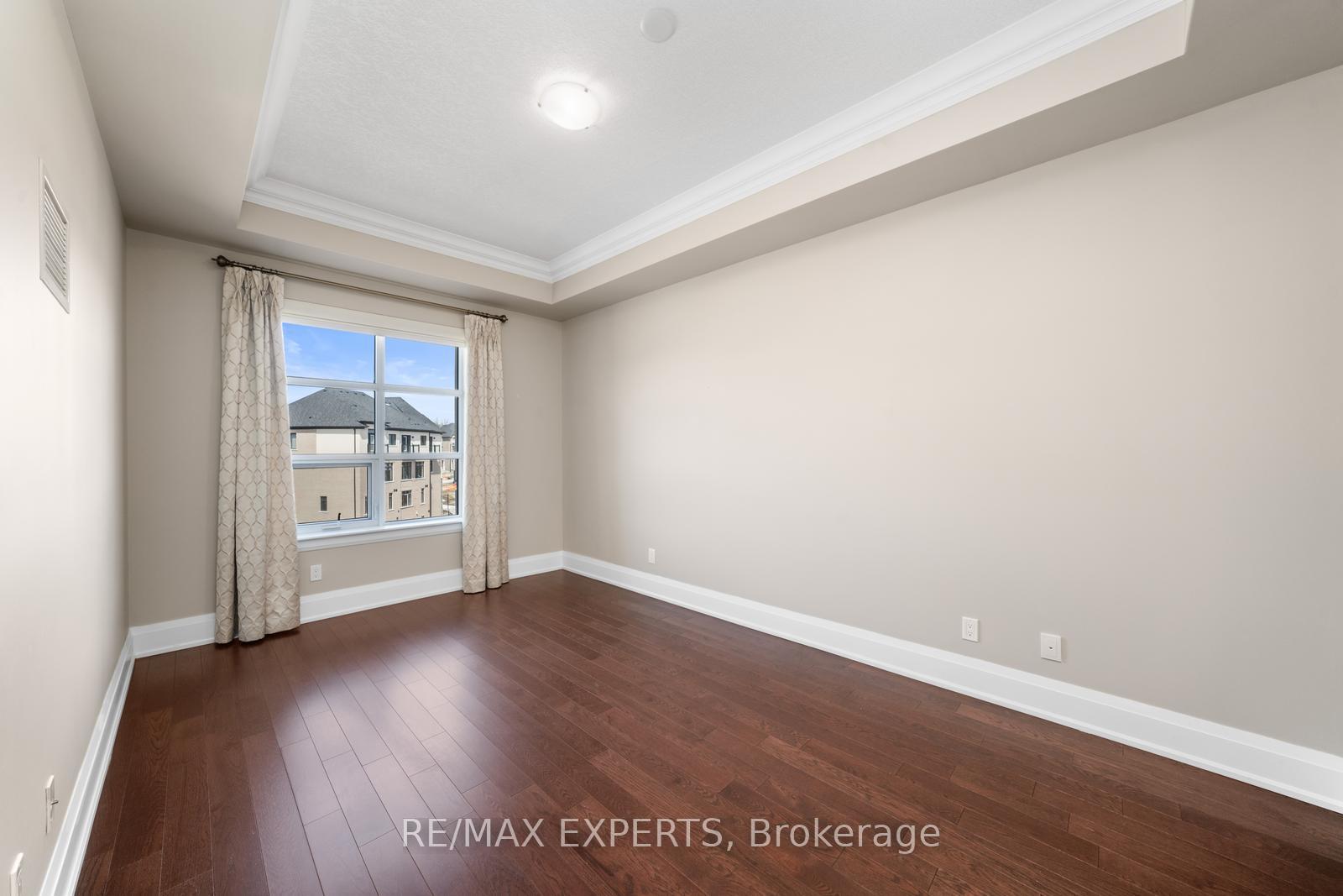 Photo 12 of Unit 317, 9909 Pine Valley Drive, Vaughan, Vellore Village — HOMEH