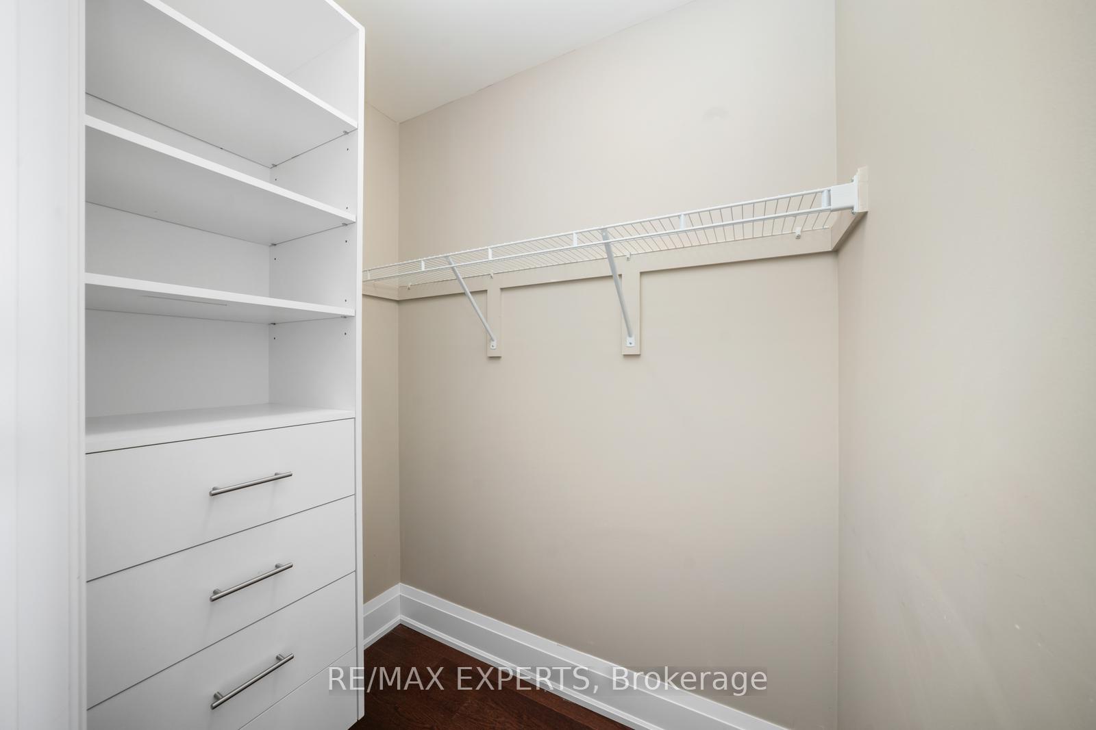 Photo 13 of Unit 317, 9909 Pine Valley Drive, Vaughan, Vellore Village — HOMEH