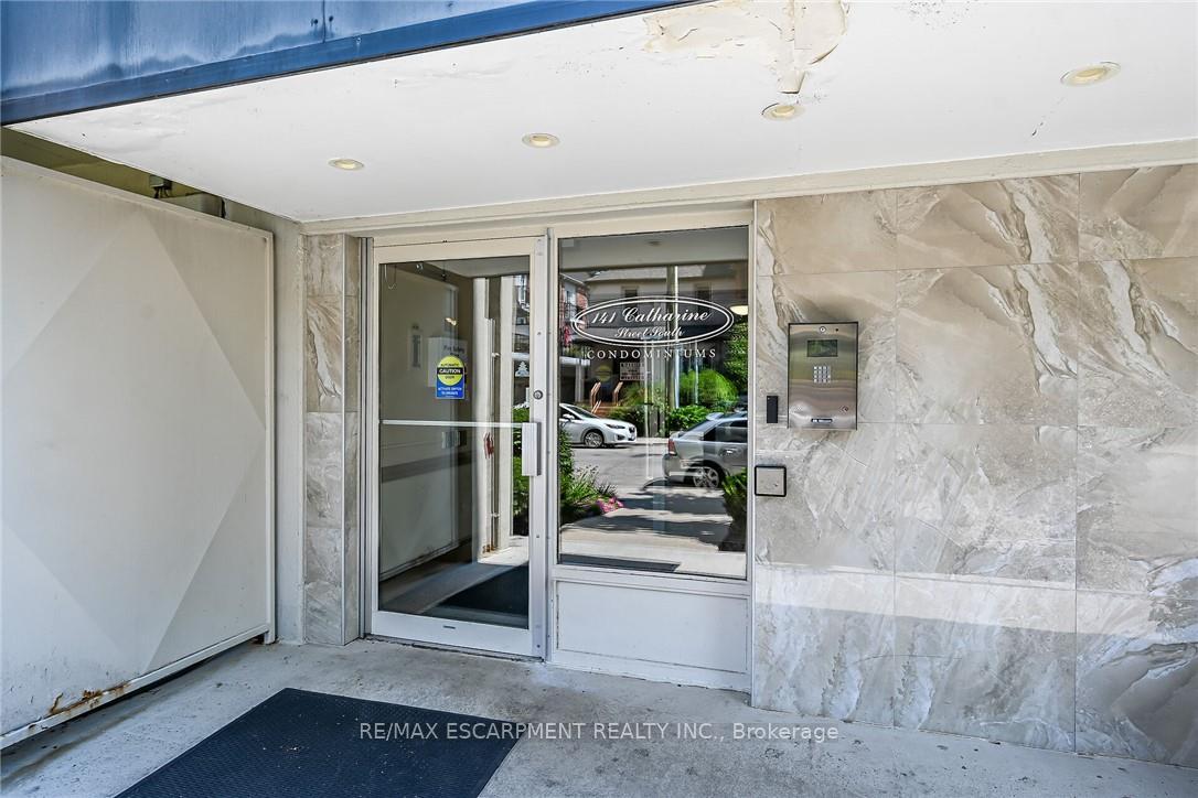 Photo 5 of Unit 1004, 141 Catharine Street S, Hamilton, Corktown — HOMEH