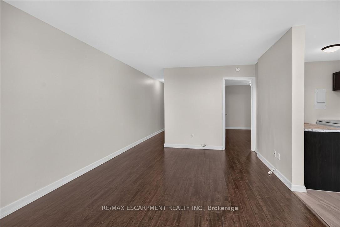 Photo 8 of Unit 1004, 141 Catharine Street S, Hamilton, Corktown — HOMEH