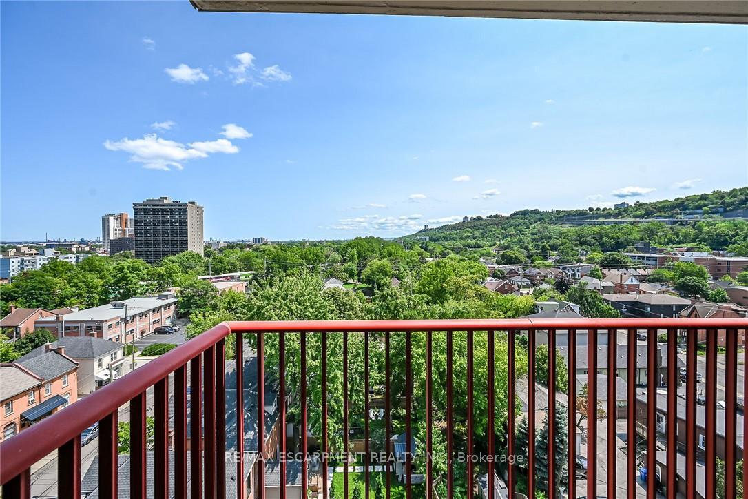 Photo 23 of Unit 1004, 141 Catharine Street S, Hamilton, Corktown — HOMEH