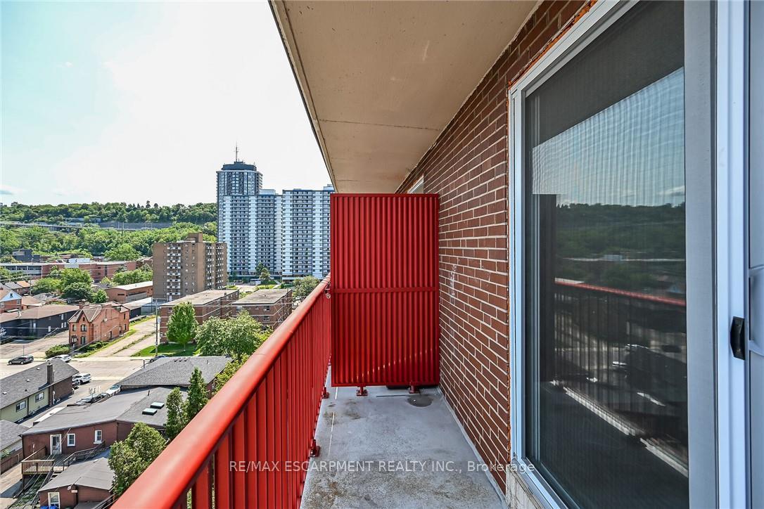 Photo 26 of Unit 1004, 141 Catharine Street S, Hamilton, Corktown — HOMEH