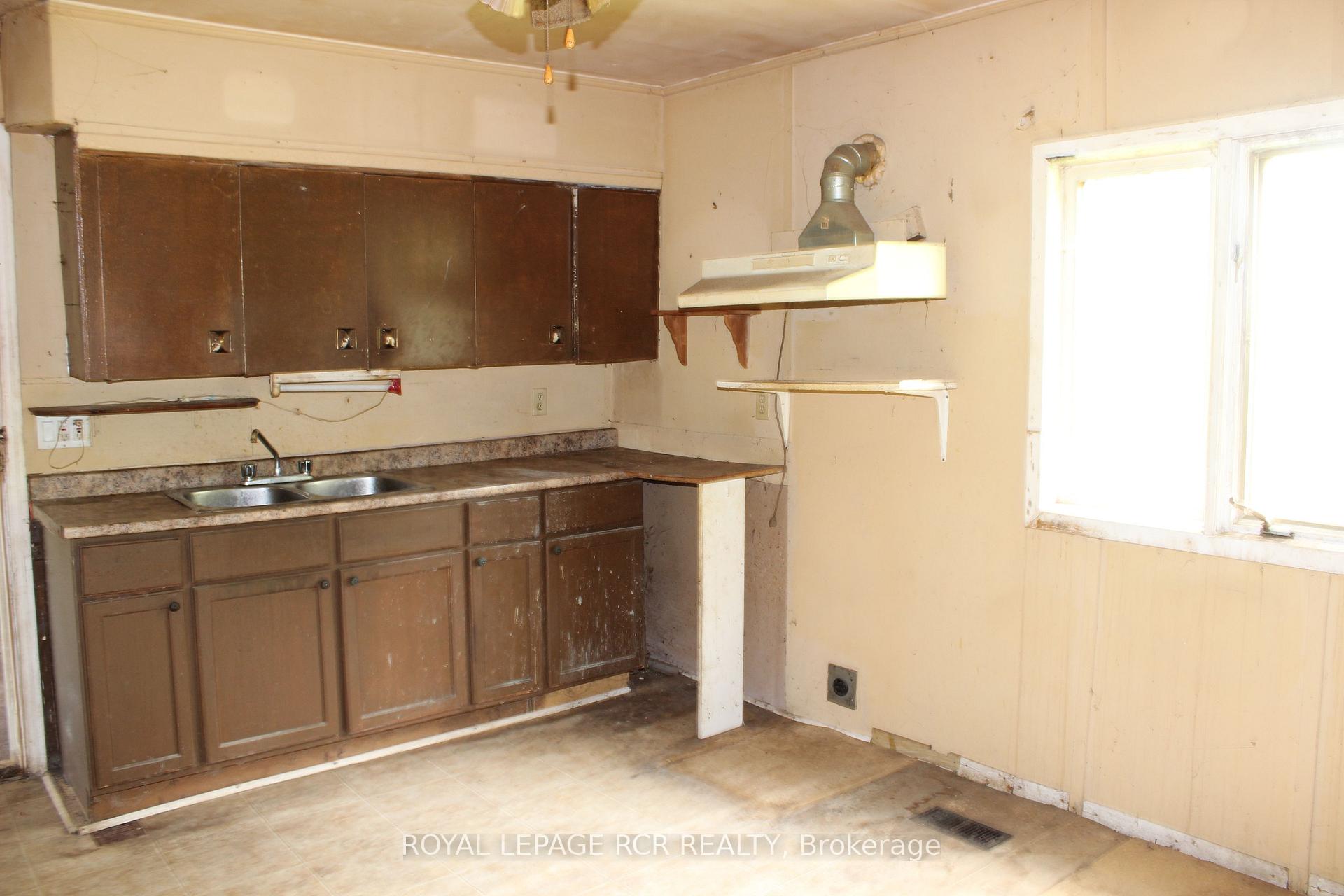 Photo 19 of 151796 Sideroad 15 Southgate, Southgate — HOMEH