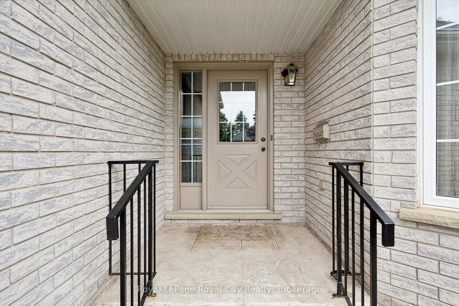 Photo 3 of 47 White Pine Way, Guelph, Village By The Arboretum — HOMEH