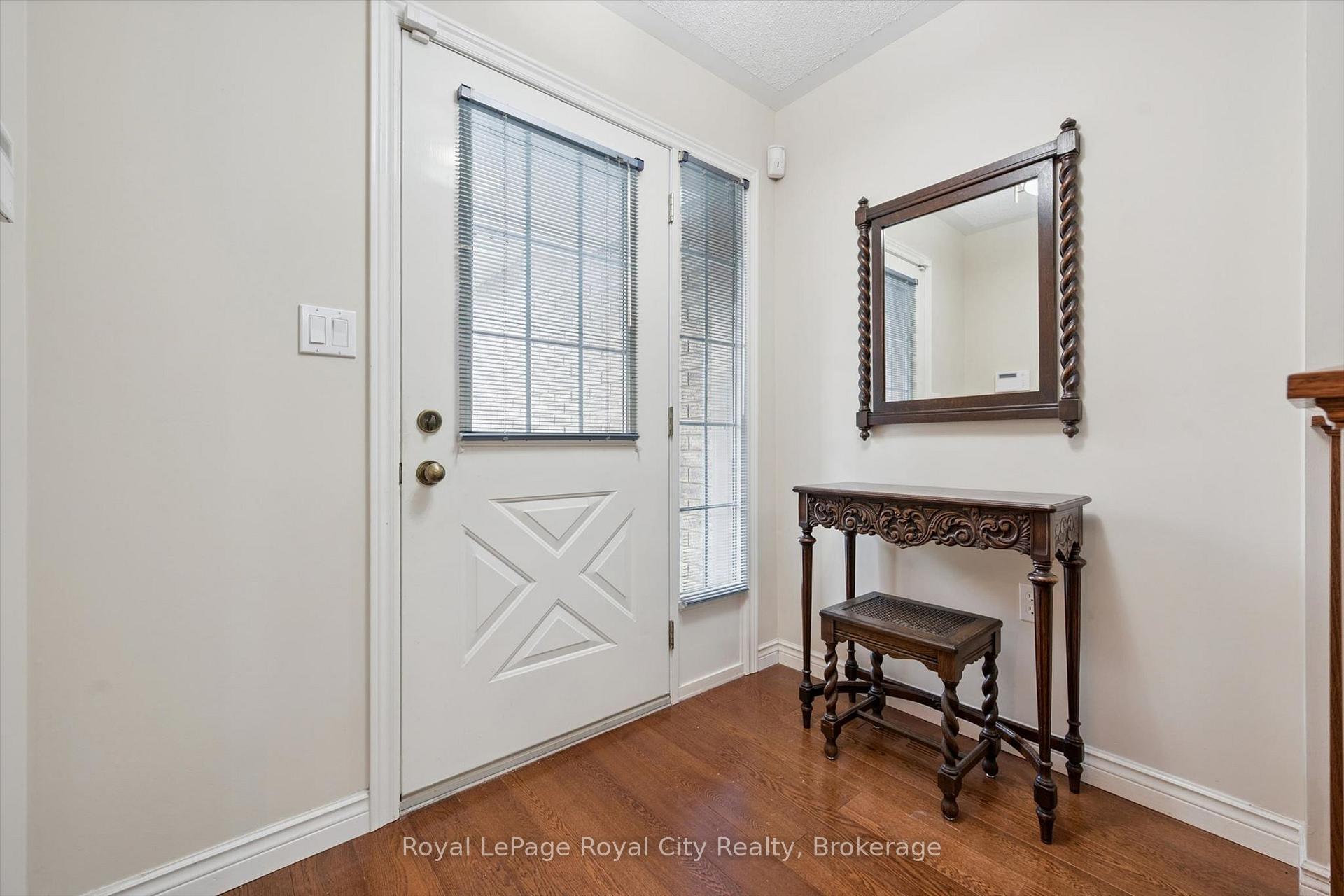 Photo 4 of 47 White Pine Way, Guelph, Village By The Arboretum — HOMEH