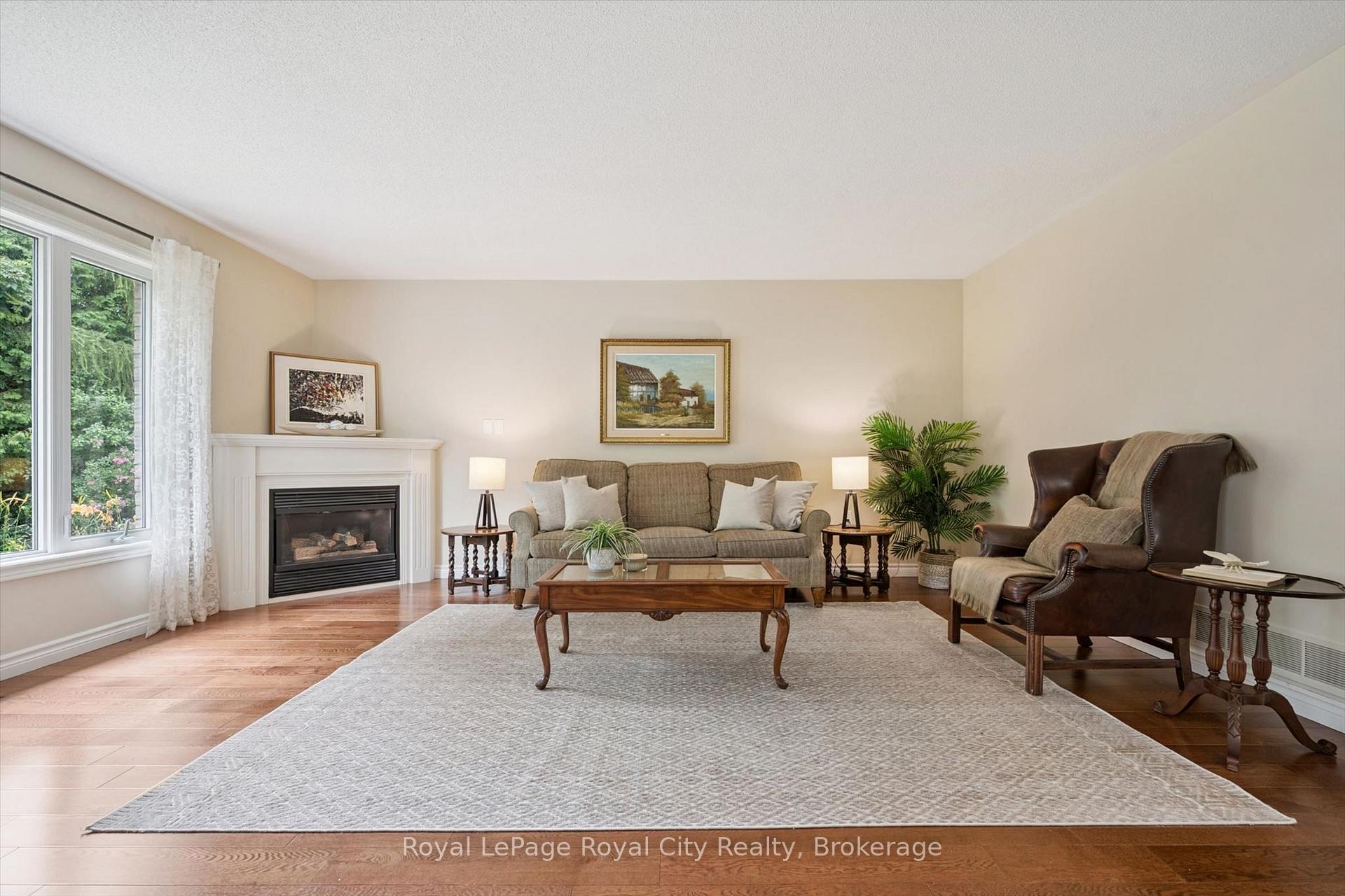 Photo 12 of 47 White Pine Way, Guelph, Village By The Arboretum — HOMEH