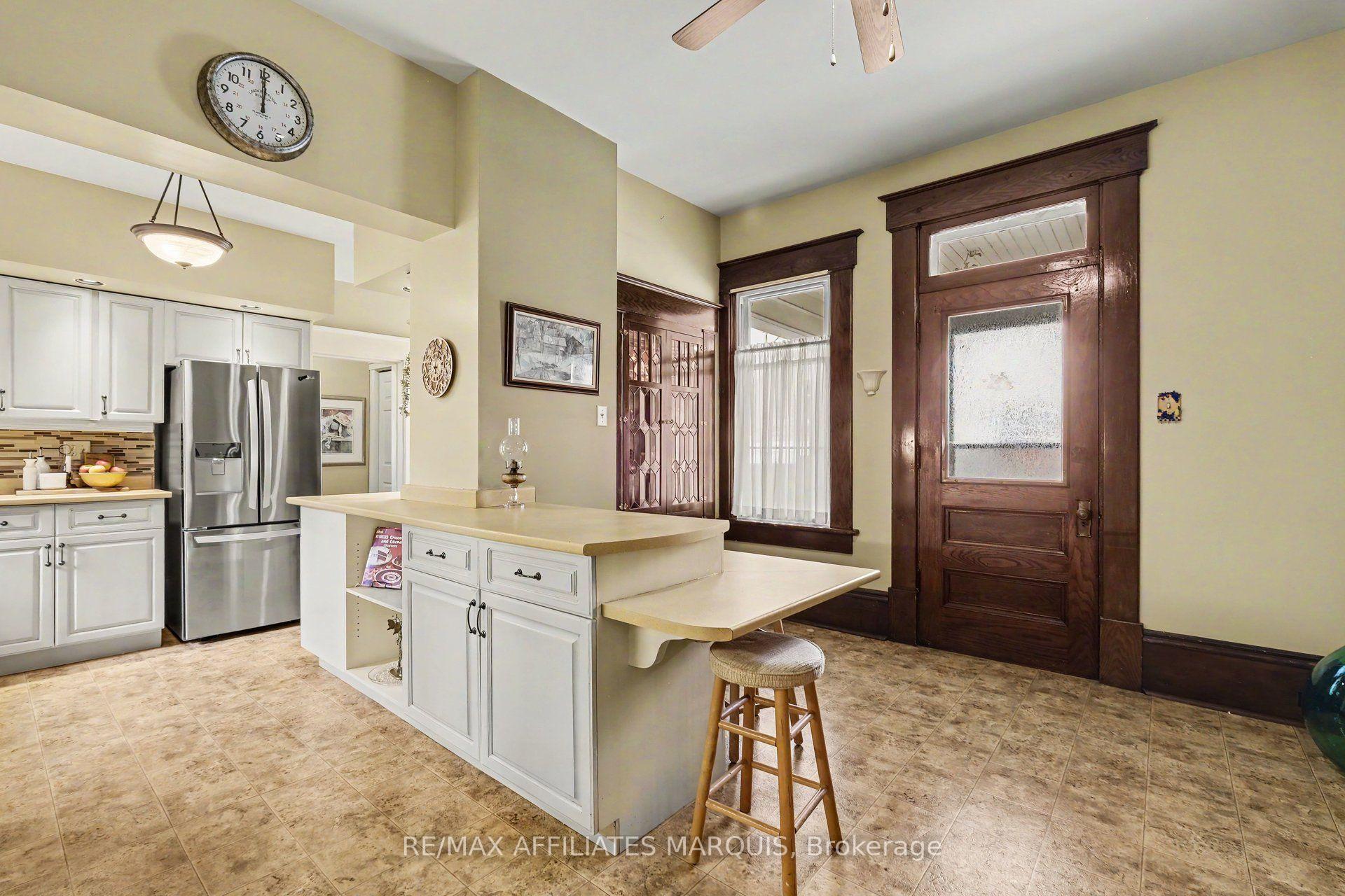 Photo 10 of 70 Maple Avenue, Smiths Falls, Smiths Falls — HOMEH
