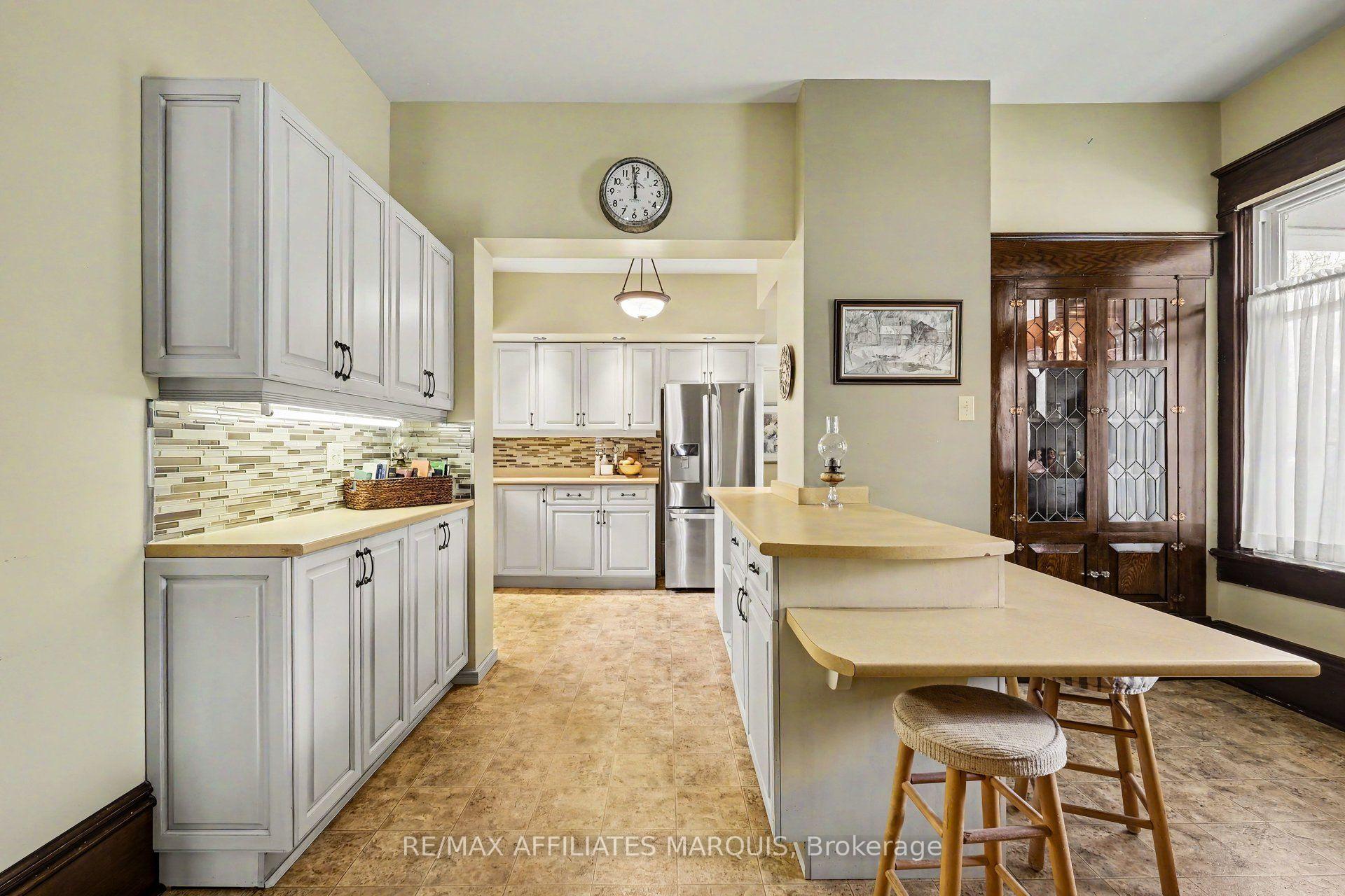 Photo 12 of 70 Maple Avenue, Smiths Falls, Smiths Falls — HOMEH