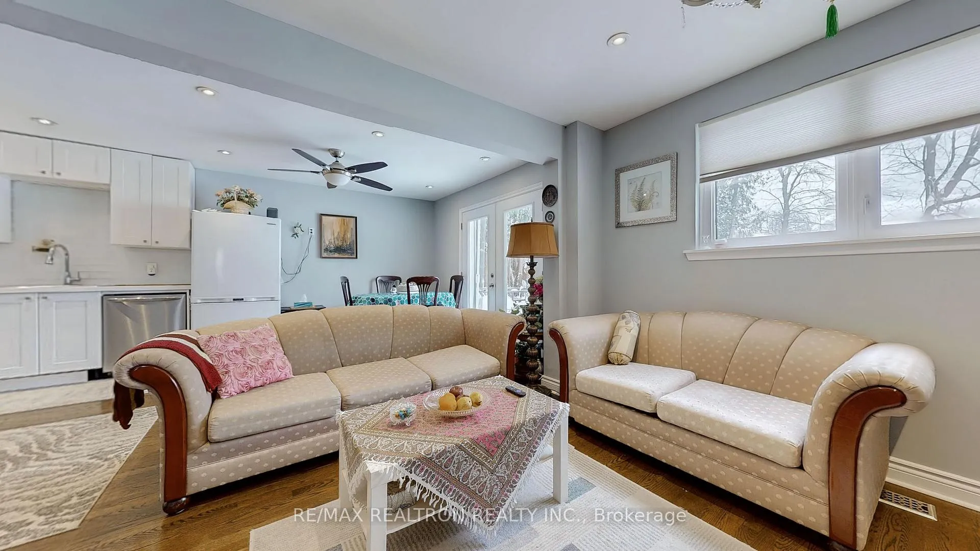 Photo 26 of 6 Hammond Drive, Aurora, Aurora Heights — HOMEH