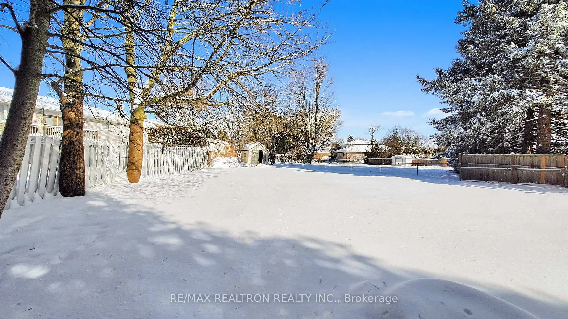 Photo 46 of 6 Hammond Drive, Aurora, Aurora Heights — HOMEH