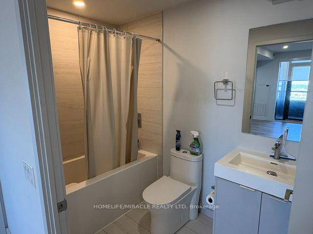 Photo 13 of Unit 3002, 2920 Highway 7, Vaughan, Concord — HOMEH
