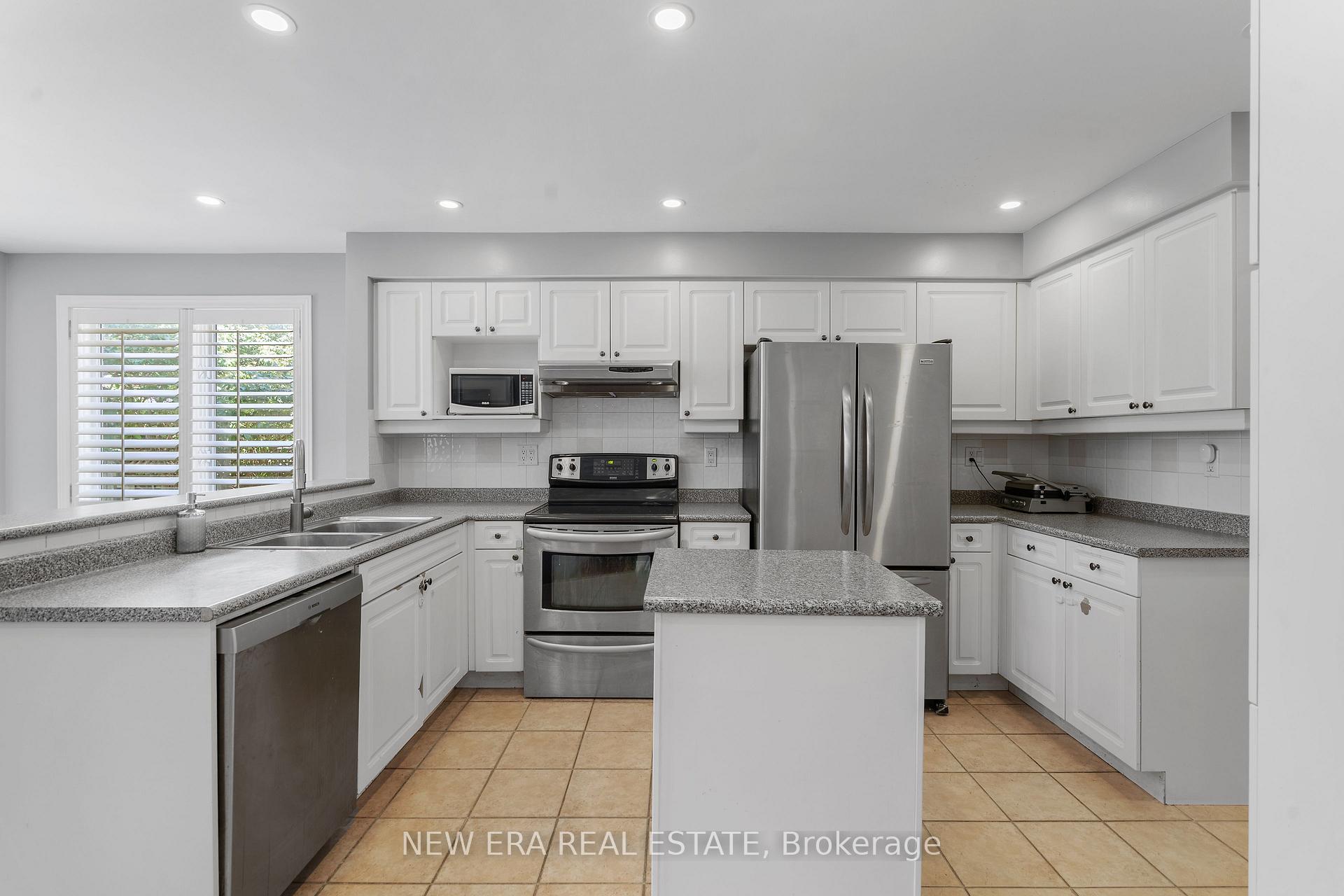 Photo 4 of 2855 Duncairn Drive, Mississauga, Central Erin Mills — HOMEH