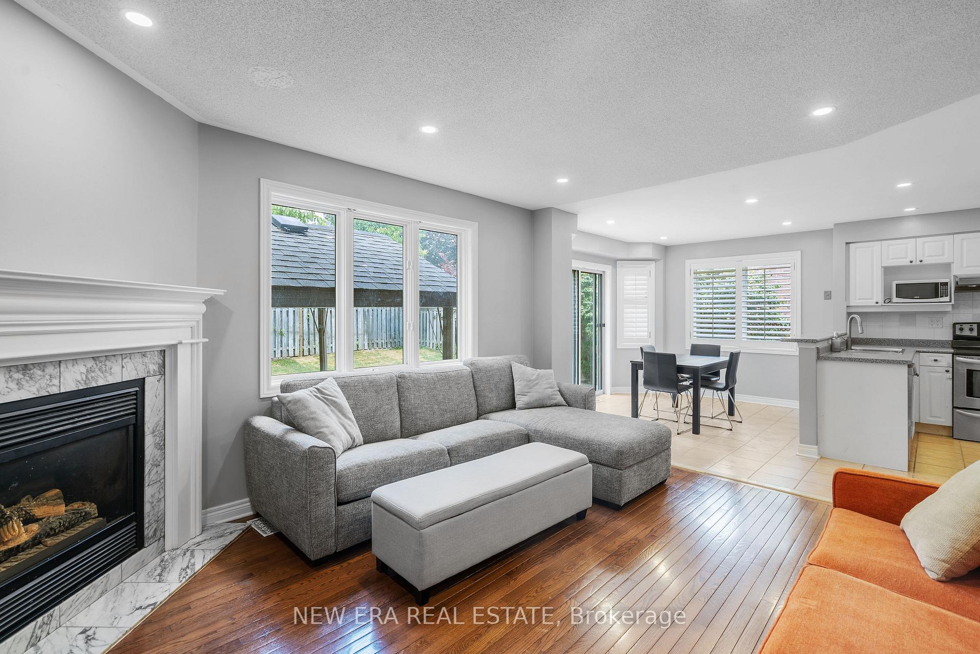 Photo 9 of 2855 Duncairn Drive, Mississauga, Central Erin Mills — HOMEH