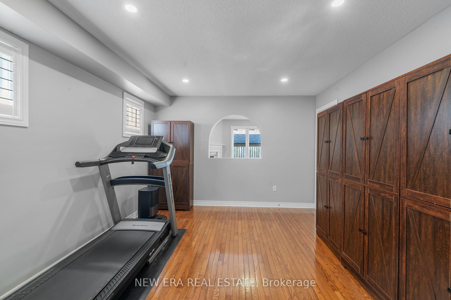 Photo 17 of 2855 Duncairn Drive, Mississauga, Central Erin Mills — HOMEH