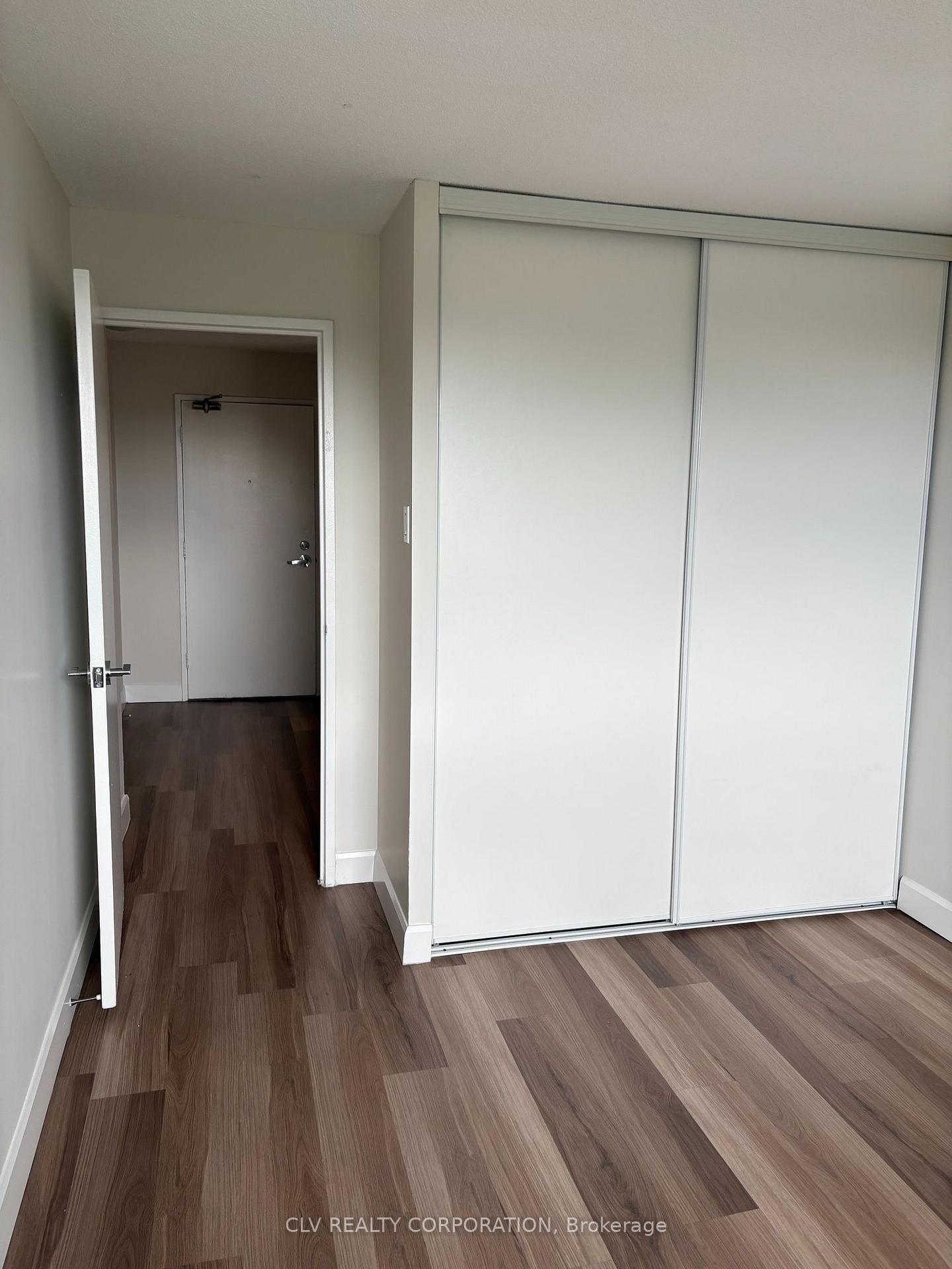 Photo 7 of Unit 612, 2460 Southvale Crescent, Ottawa, Sheffield Glen/Industrial Park — HOMEH